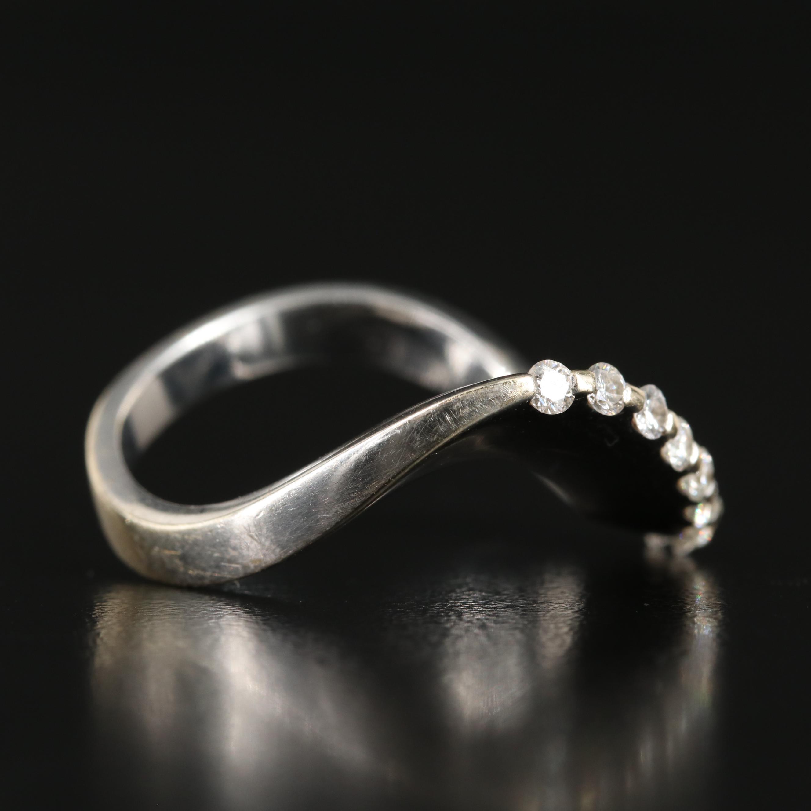 18K 0.32 CTW Diamond Wave Ring