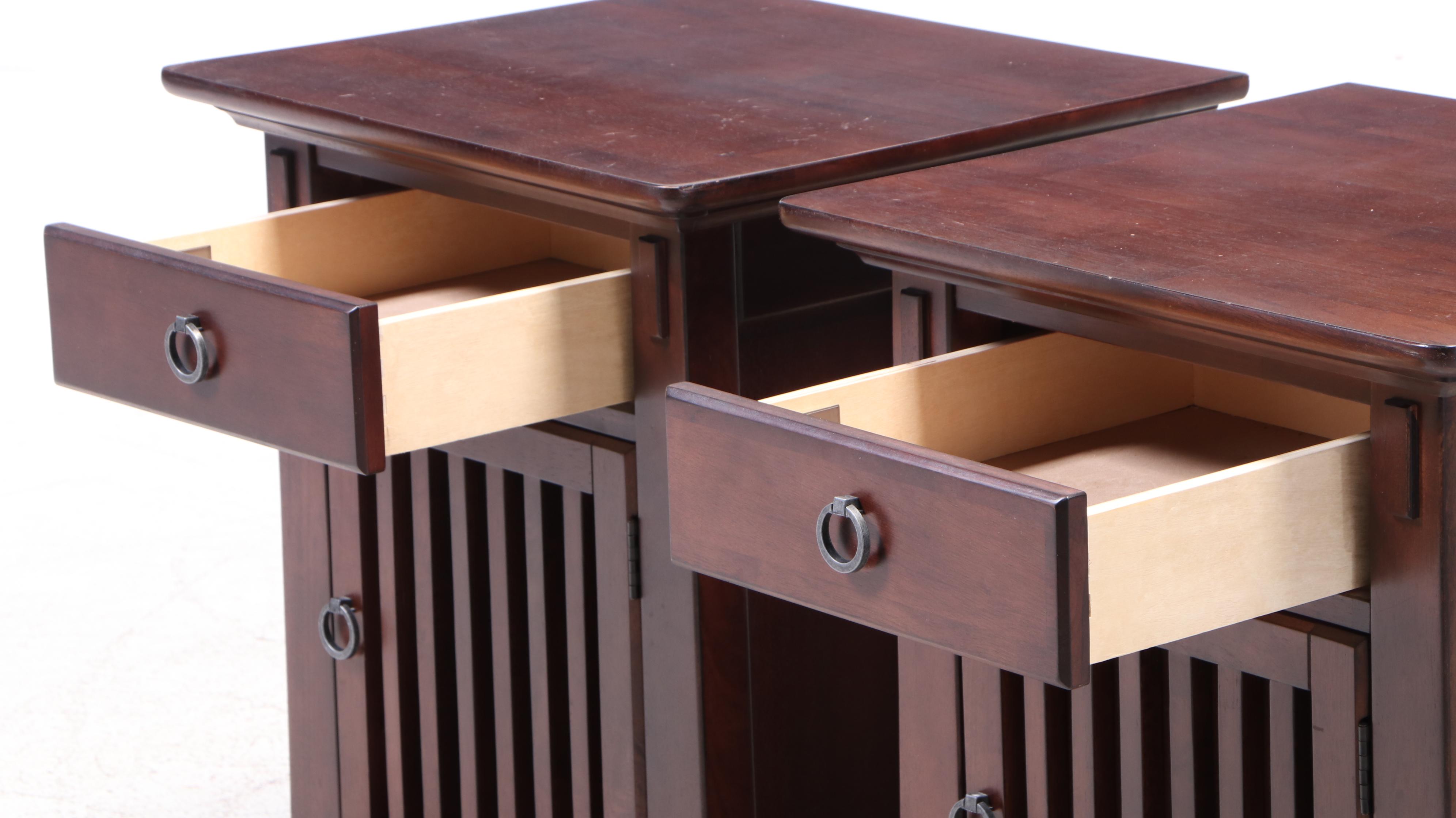 Pair of American Signature Arts & Crafts Style Hardwood Bedside Chests