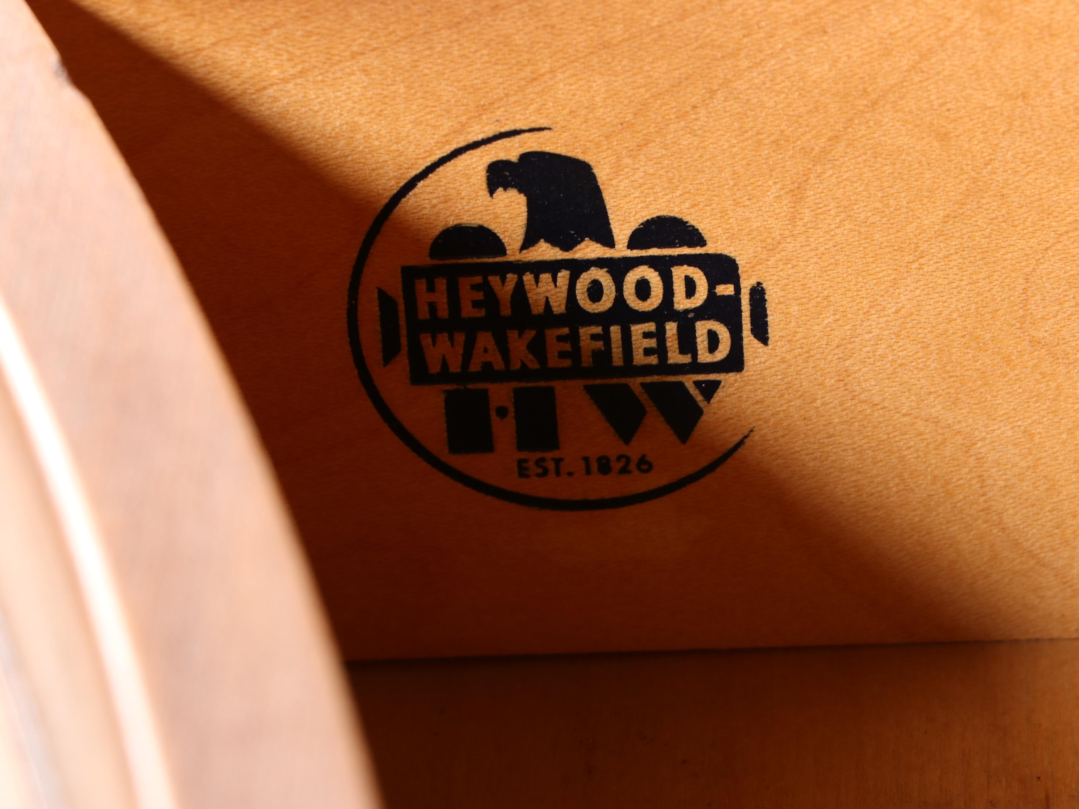 Heywood-Wakefield American Colonial Style Maple Corner Desk with Bookshelf