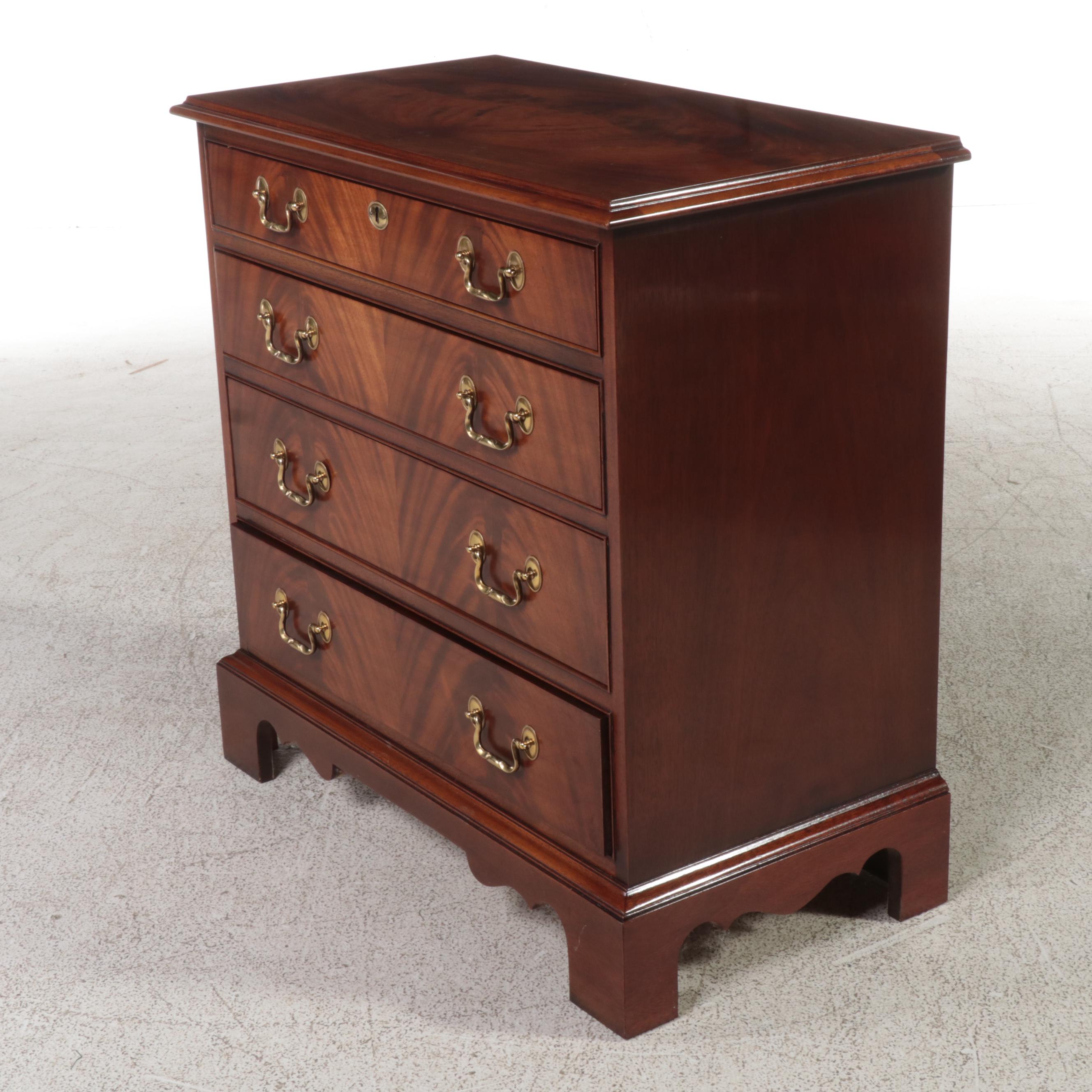 Hickory Chair Co. "Historical James River" Flame Mahogany Bedside Chest