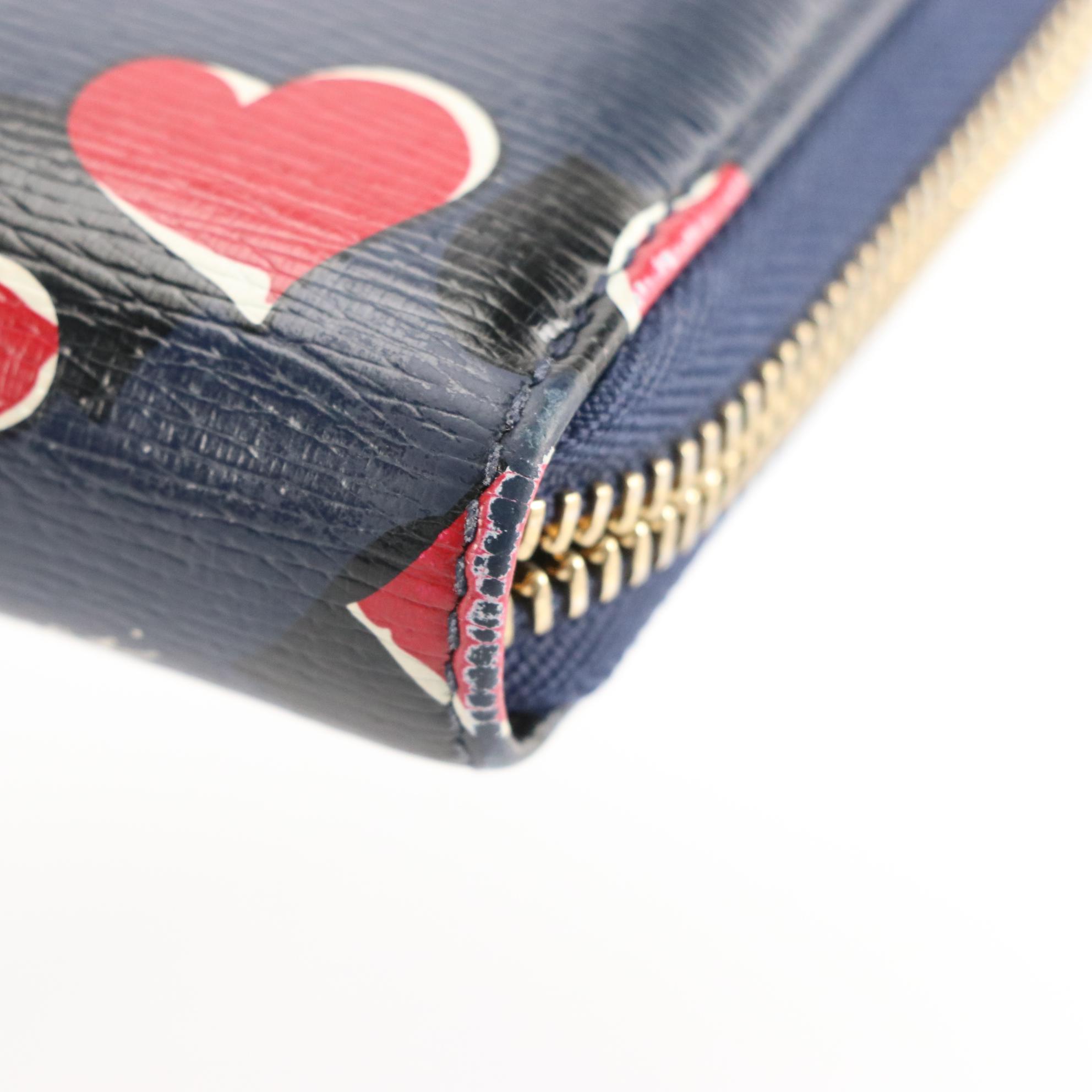 Gucci Heartbeat Long Leather Zip Around Wallet in Box