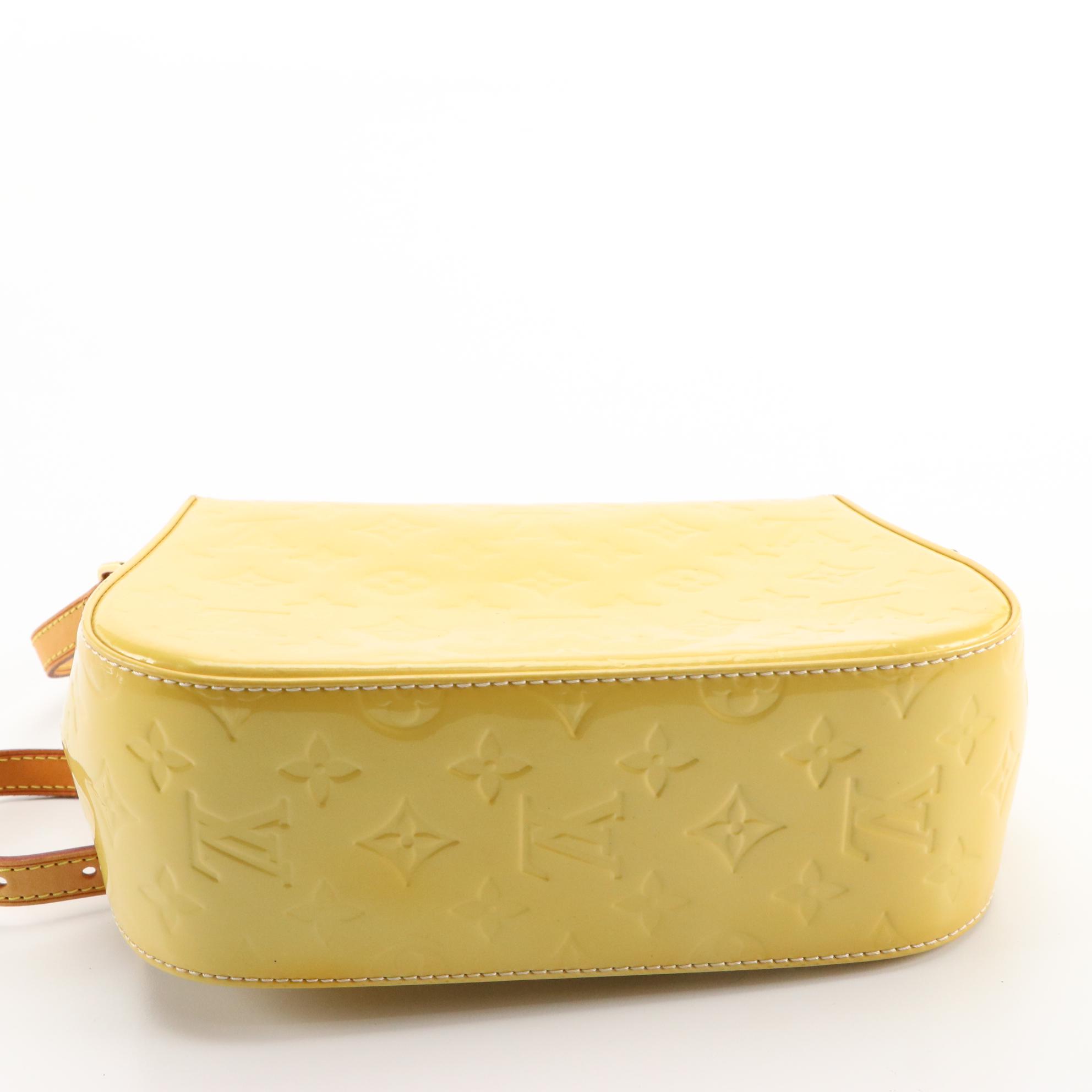 Louis Vuitton Bellflower Crossbody Bag in Lime Monogram Vernis Leather