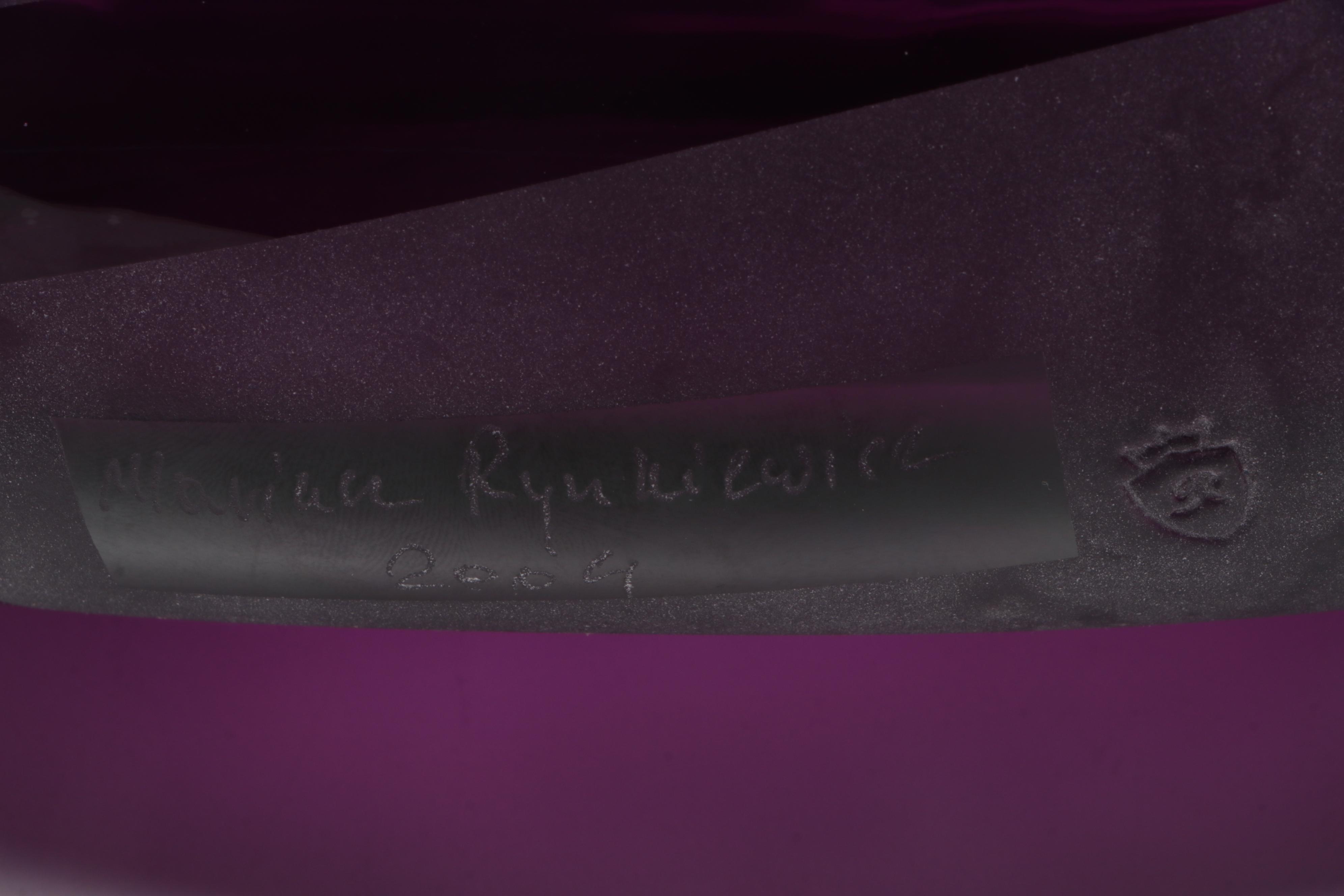 Signed and Dated Mariusz Rynkiewicz Blown Frosted Glass Vase