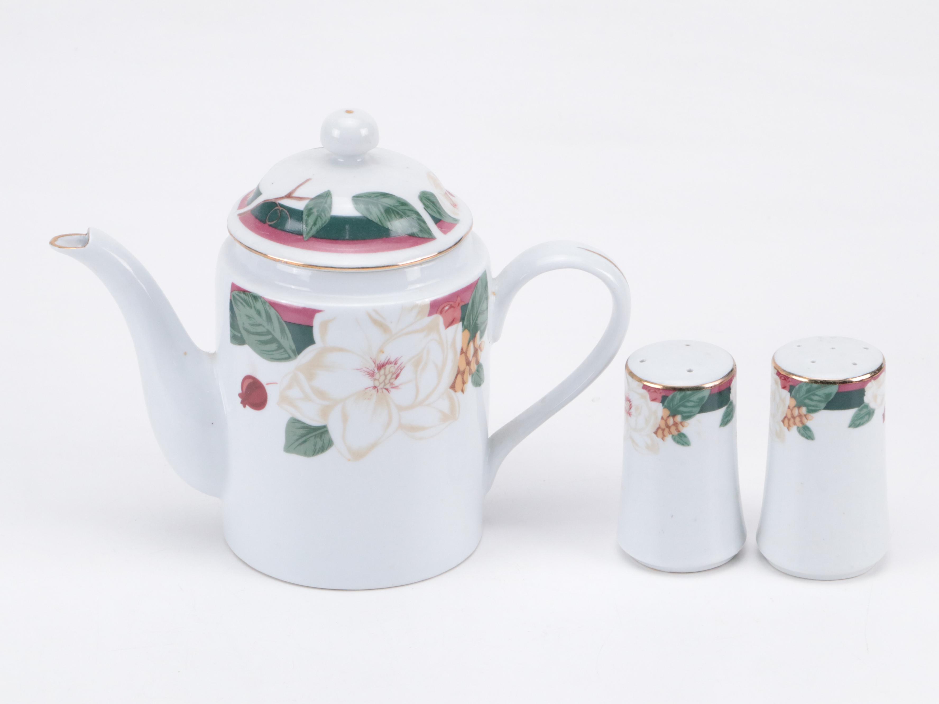 Fairfield "Magnolia" Dinnerware Collection