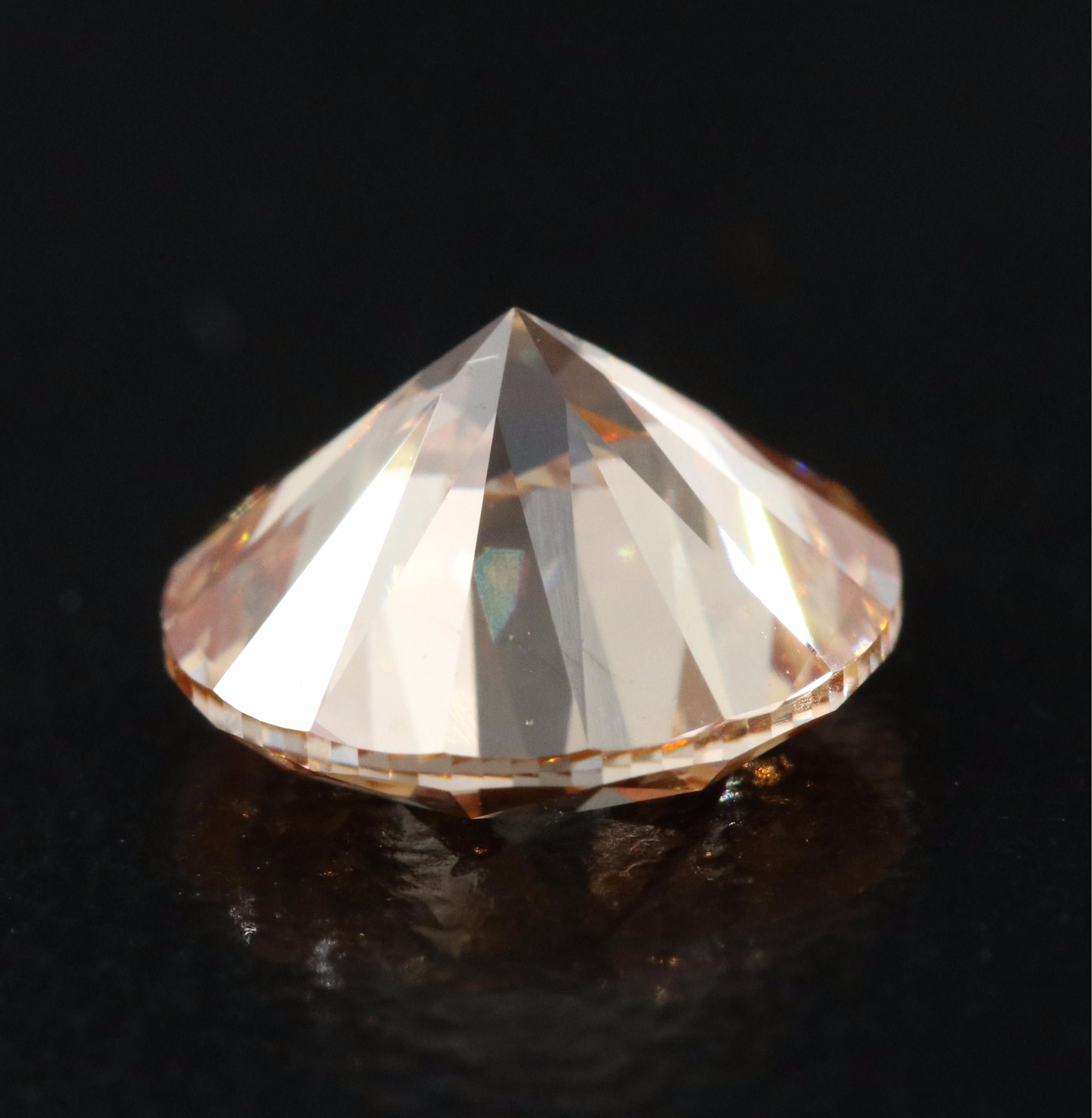 Loose 2.00 CT (Origin Undetermined) Fancy Yellowish Orange Diamond