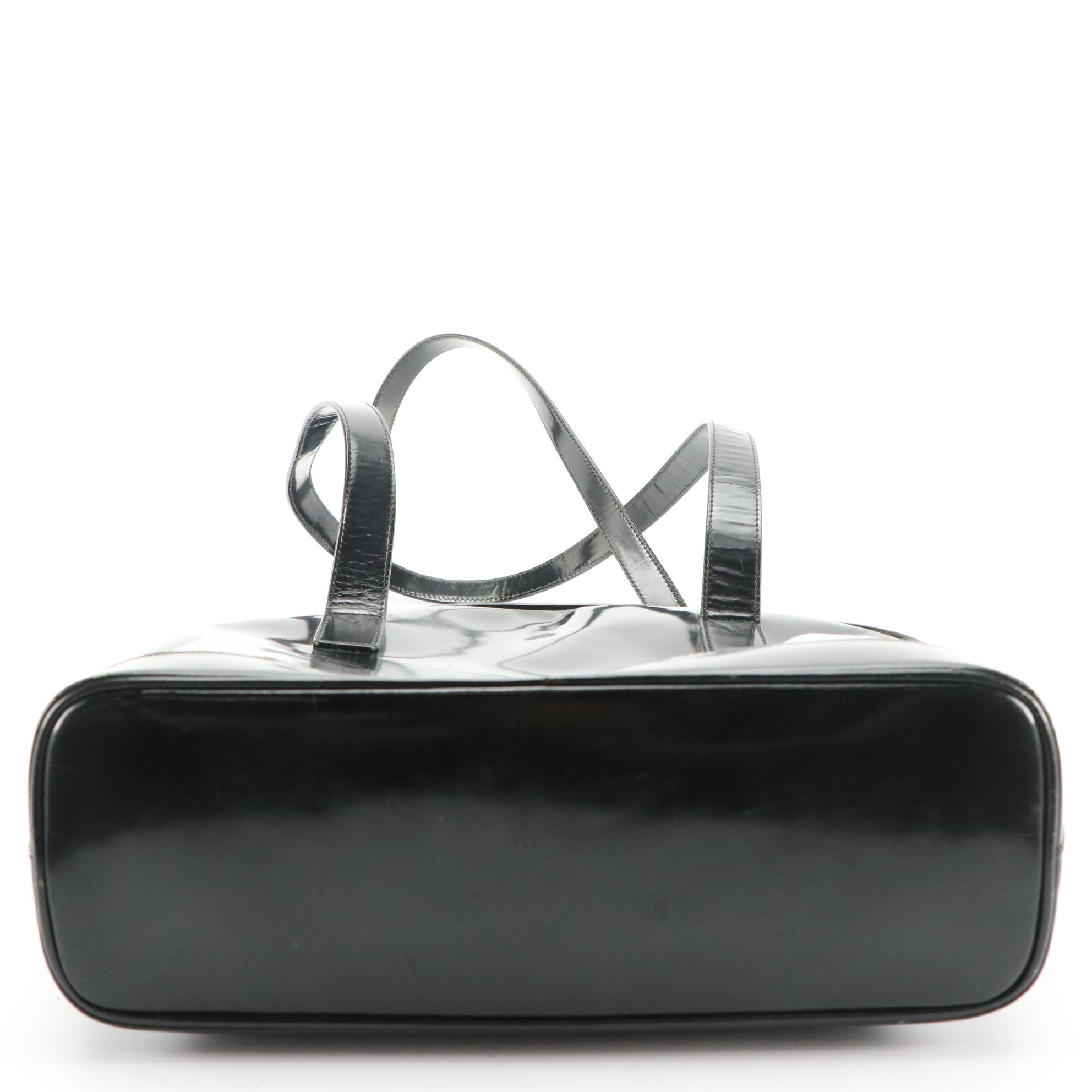 Gucci Black Patent Leather Top Handle Dome Bag with Bamboo Zipper Pulls