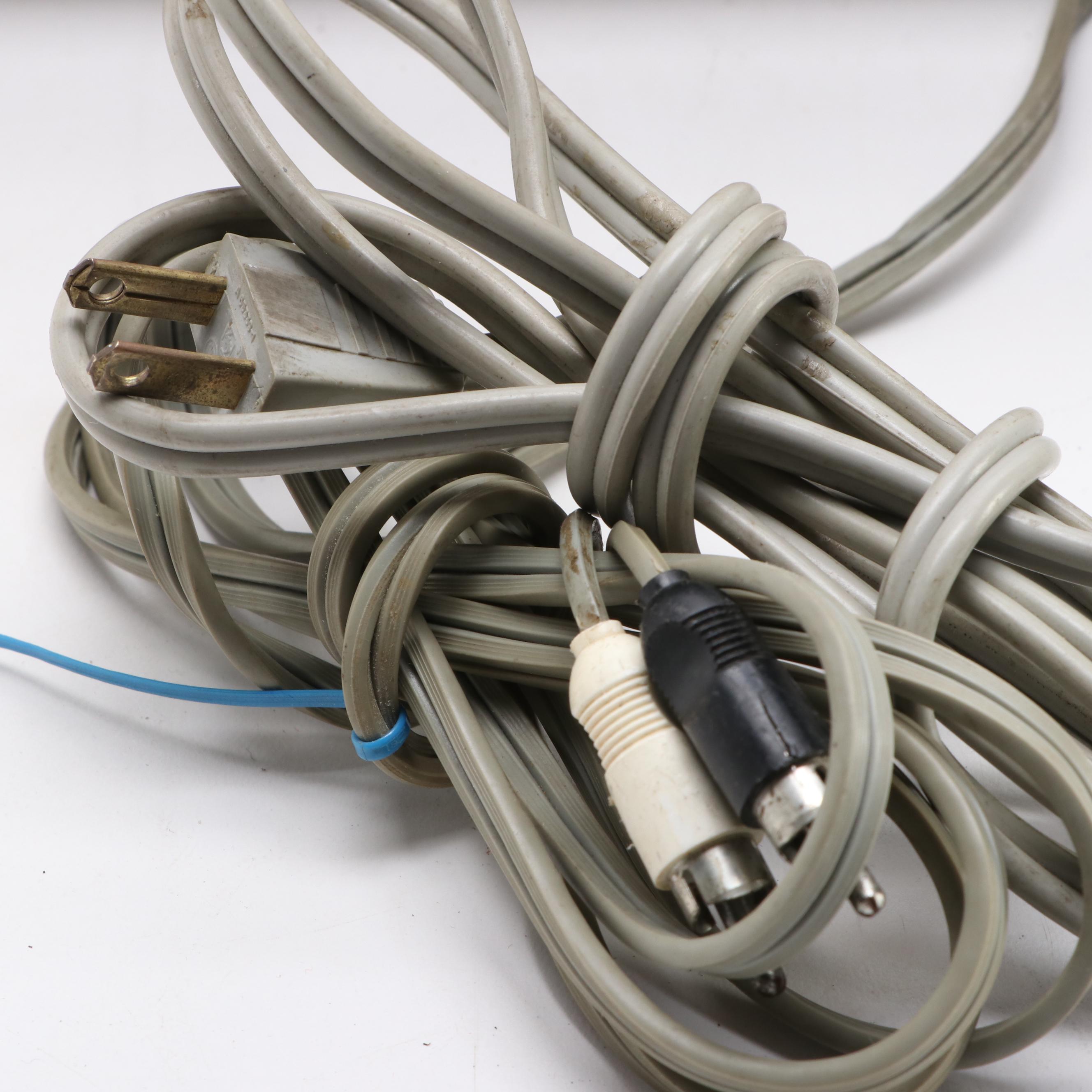 Thorens TD-145 Belt-Driven Turntable, Late 20th Century