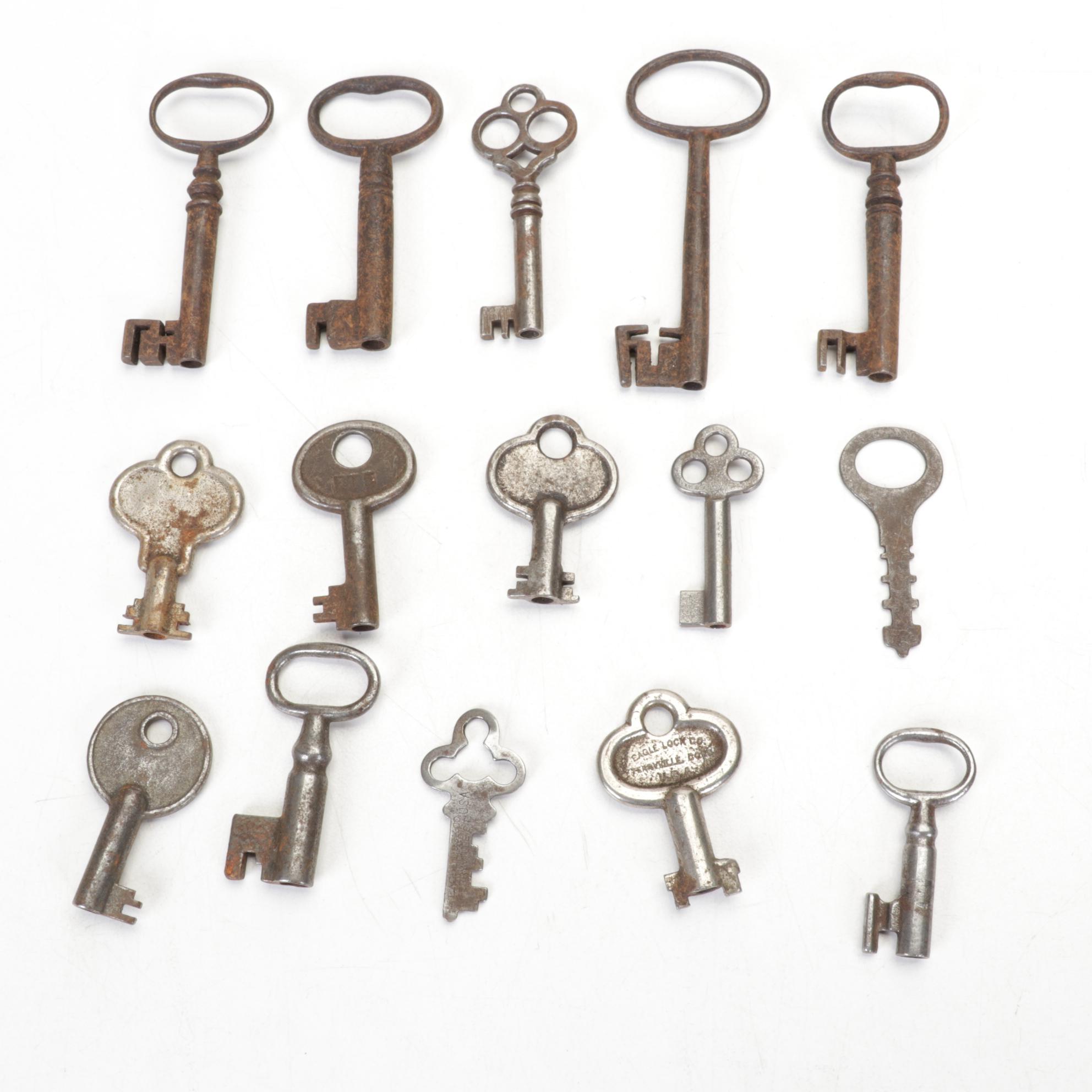 Box of Keys Includes Skeleton, Barrel, Cabinet, Luggage and Jewelry Box Keys