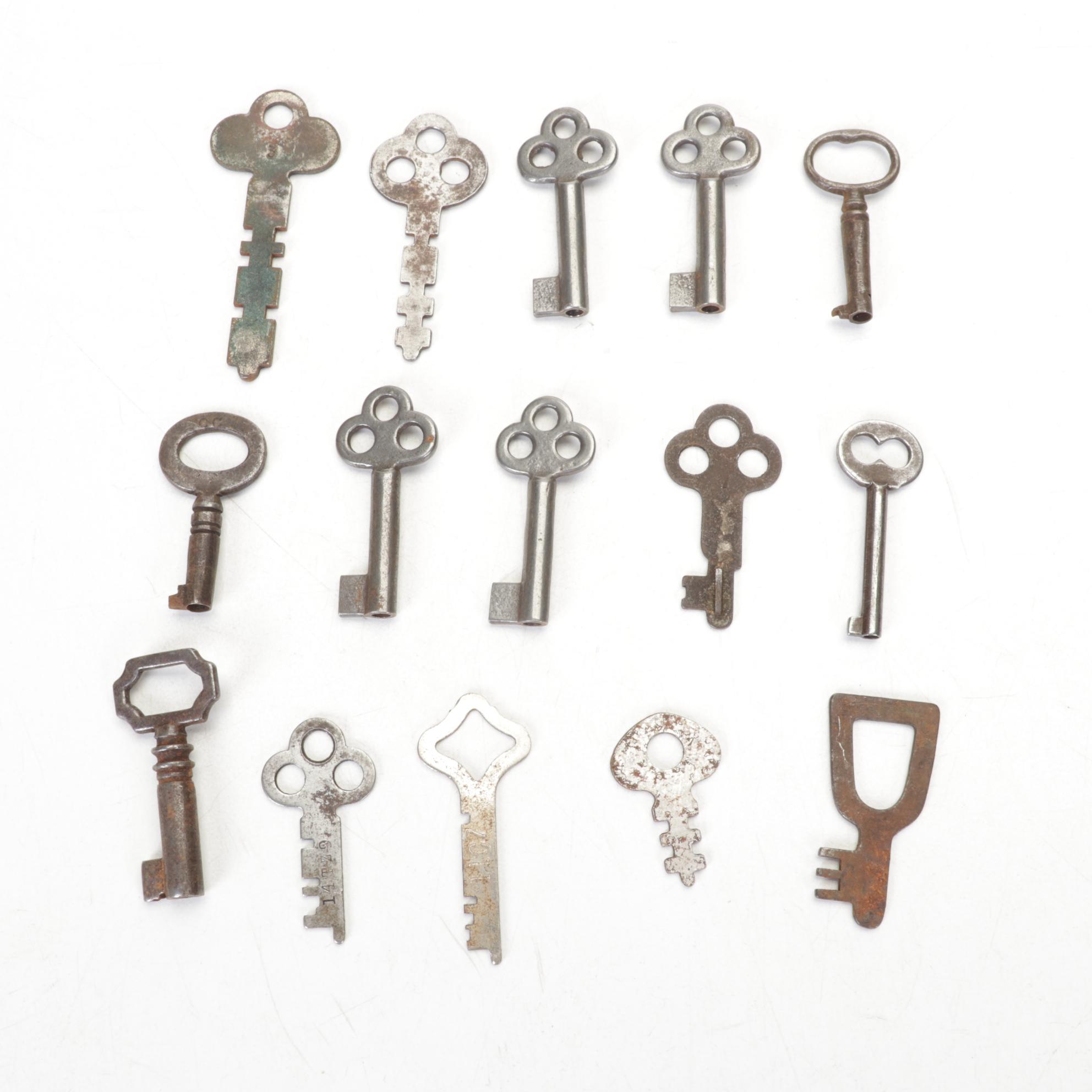 Box of Keys Includes Skeleton, Barrel, Cabinet, Luggage and Jewelry Box Keys