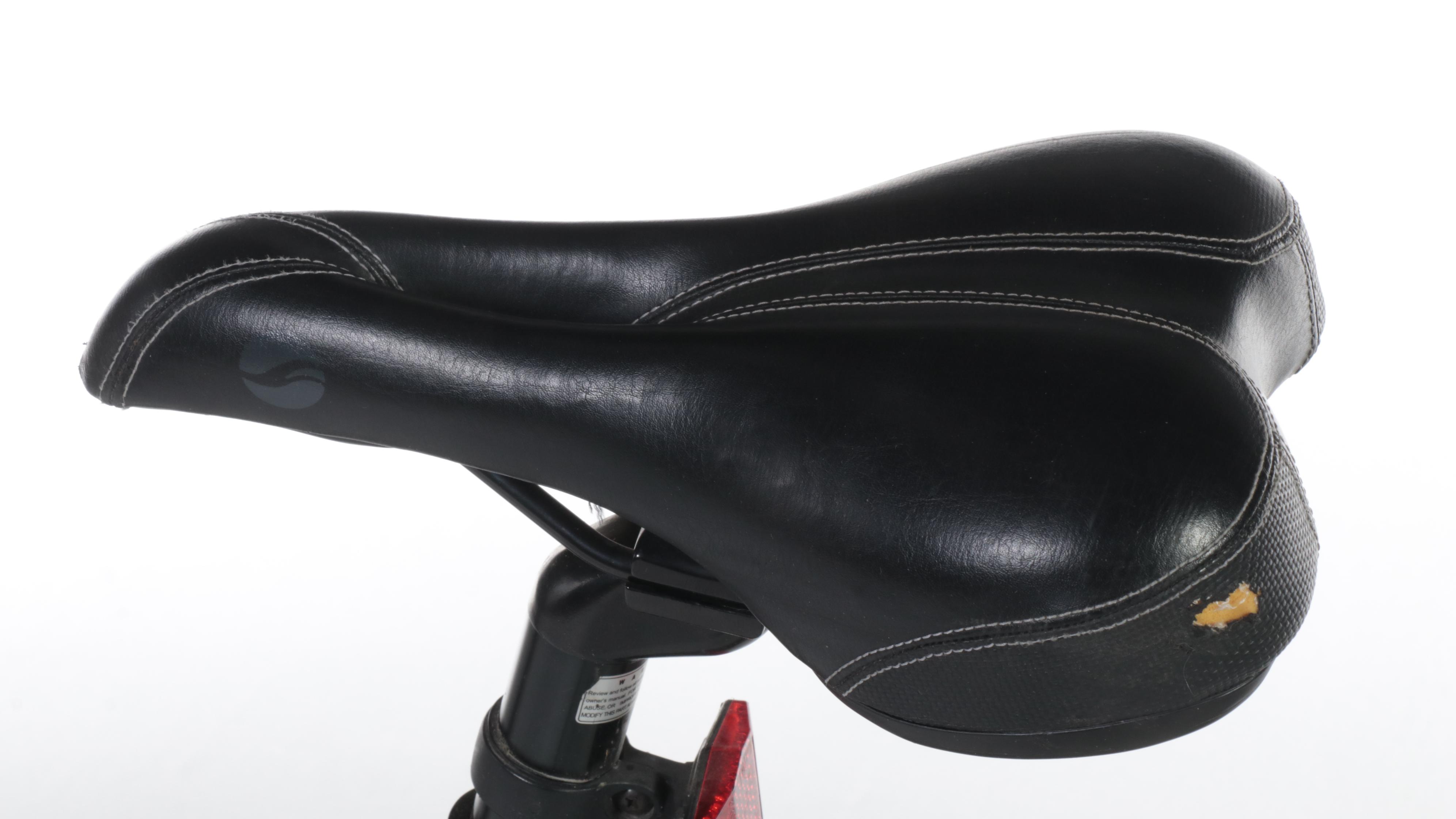 Giant Boulder Mountain Bike with Pump, Lock Bar and Saris Rack