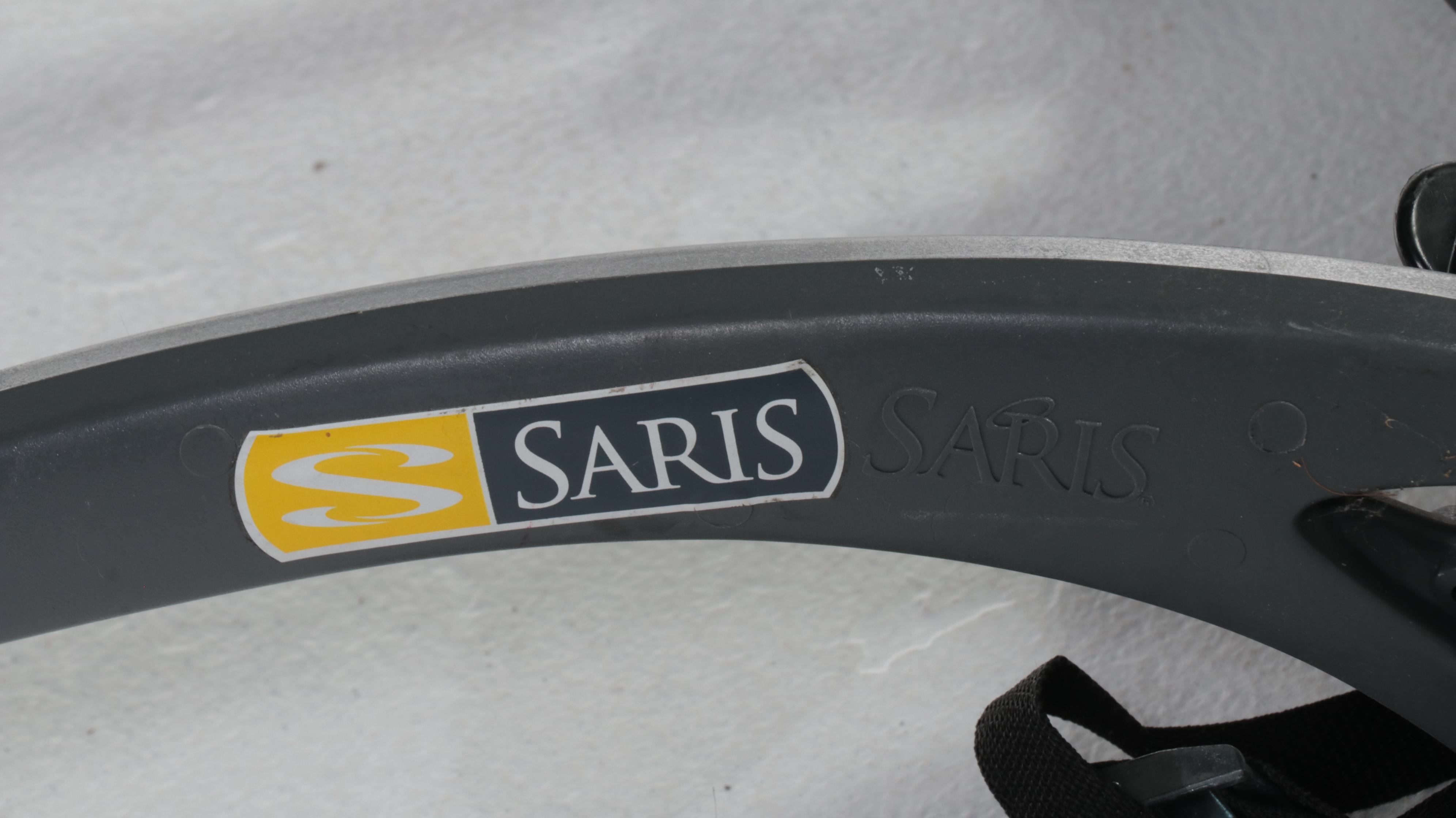 Giant Boulder Mountain Bike with Pump, Lock Bar and Saris Rack