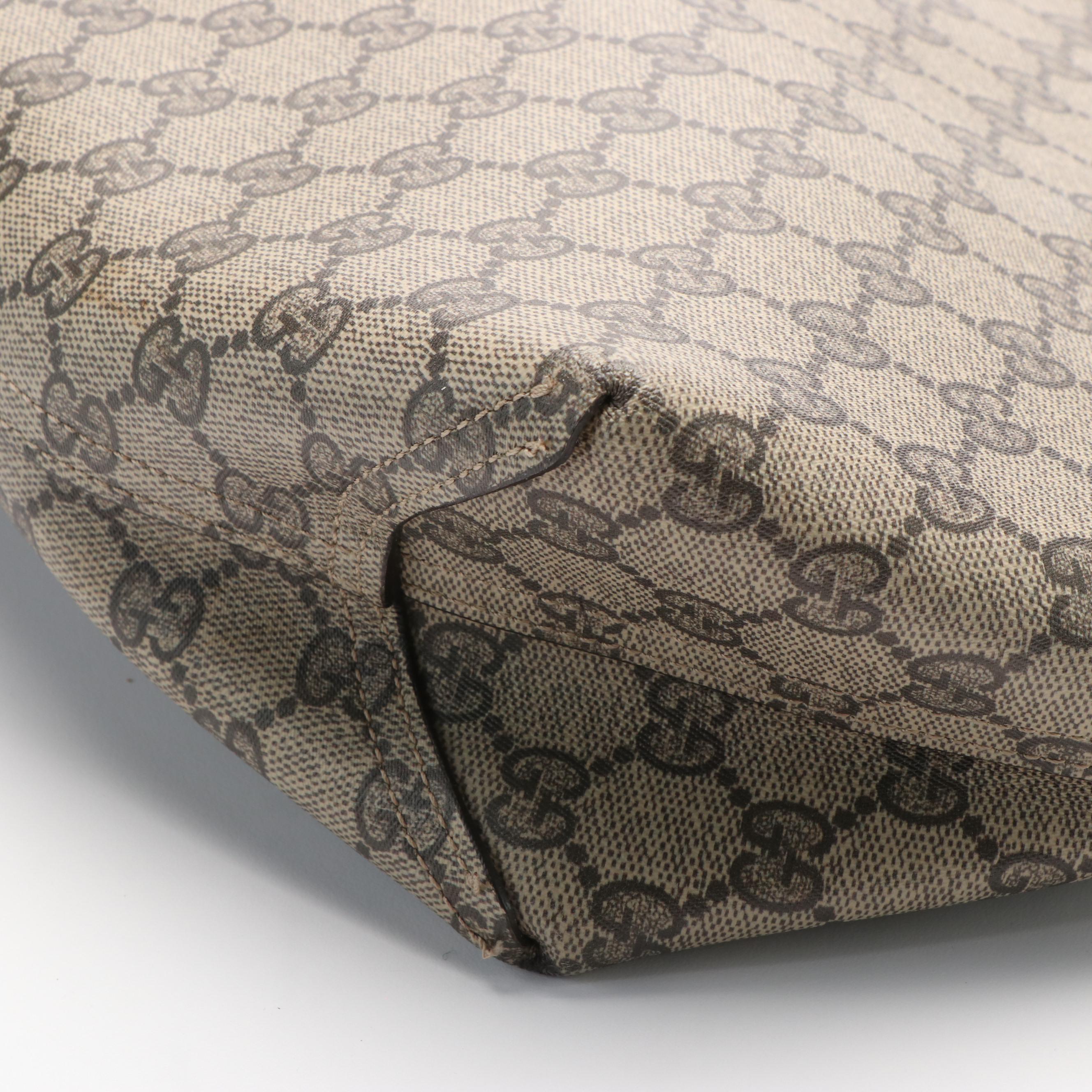 Gucci GG Supreme Reversible Tote in Red Leather and Coated Canvas