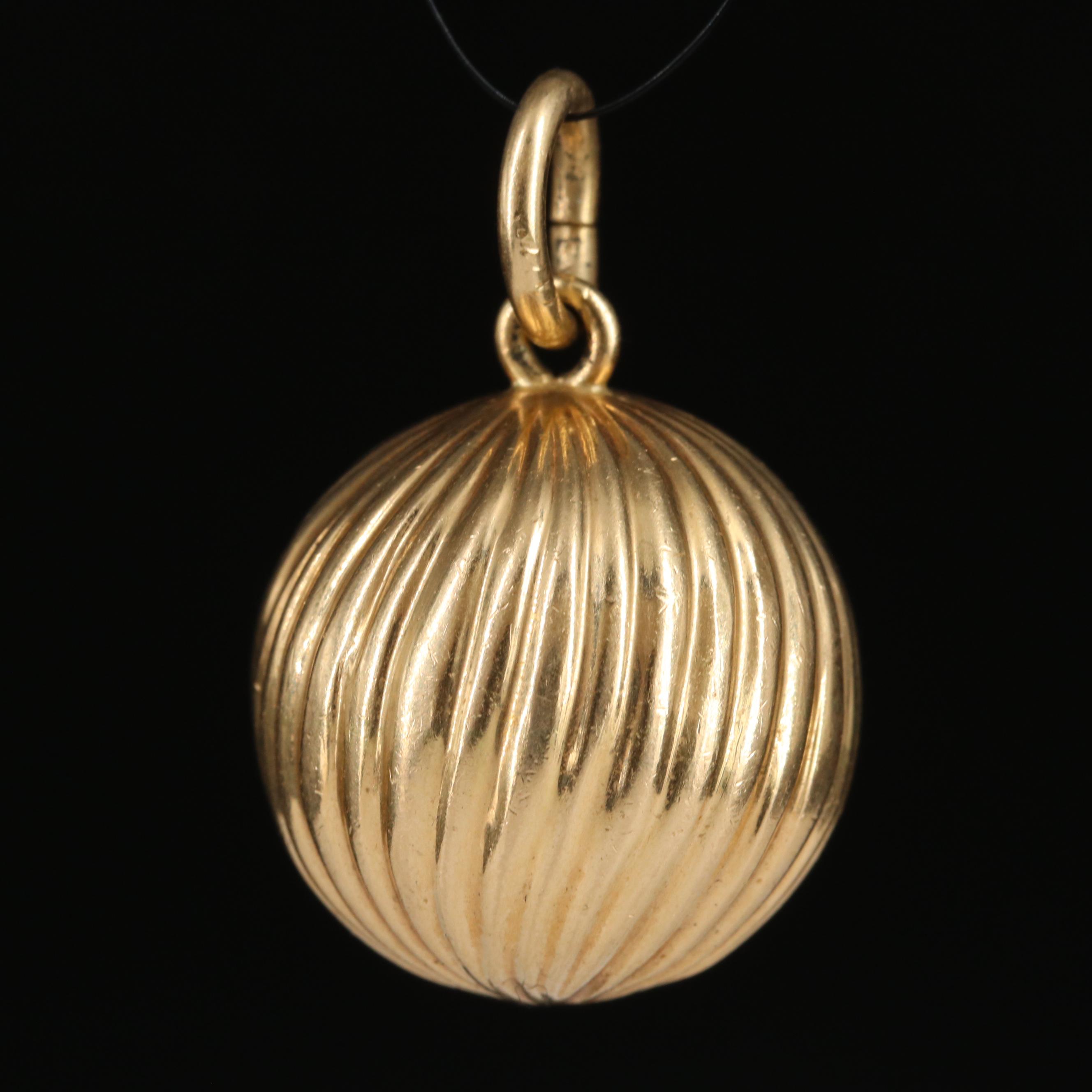 Tiffany & Co. Vintage 14K Fluted Ball Pendant