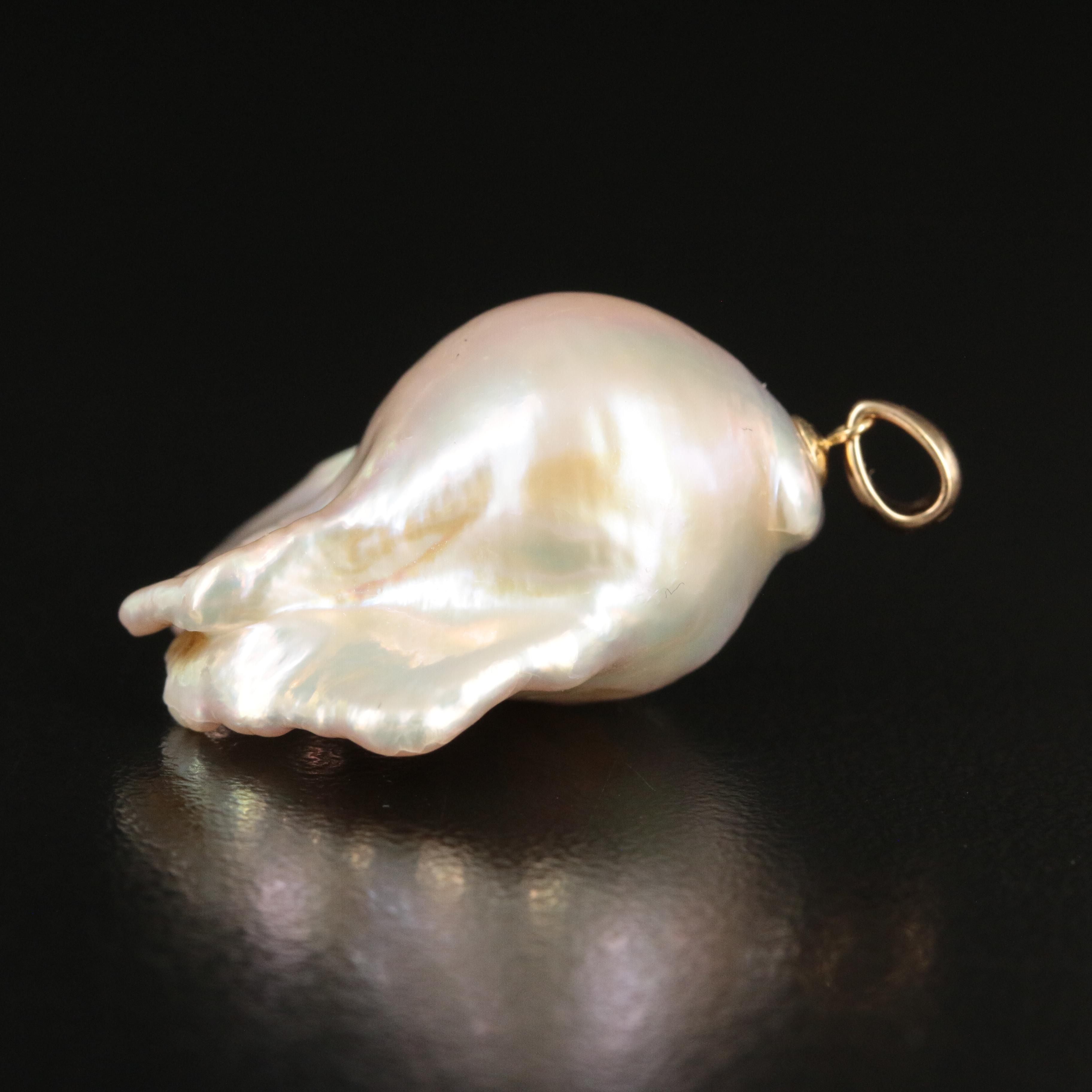18K Pearl Pendant