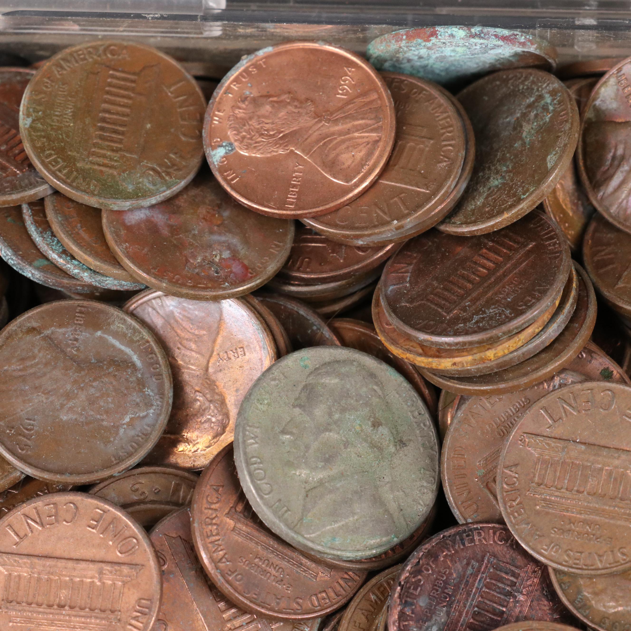 Group of U.S. Cents, Nickels, and Dimes, Including 16 BU Rolls of Lincoln Cents
