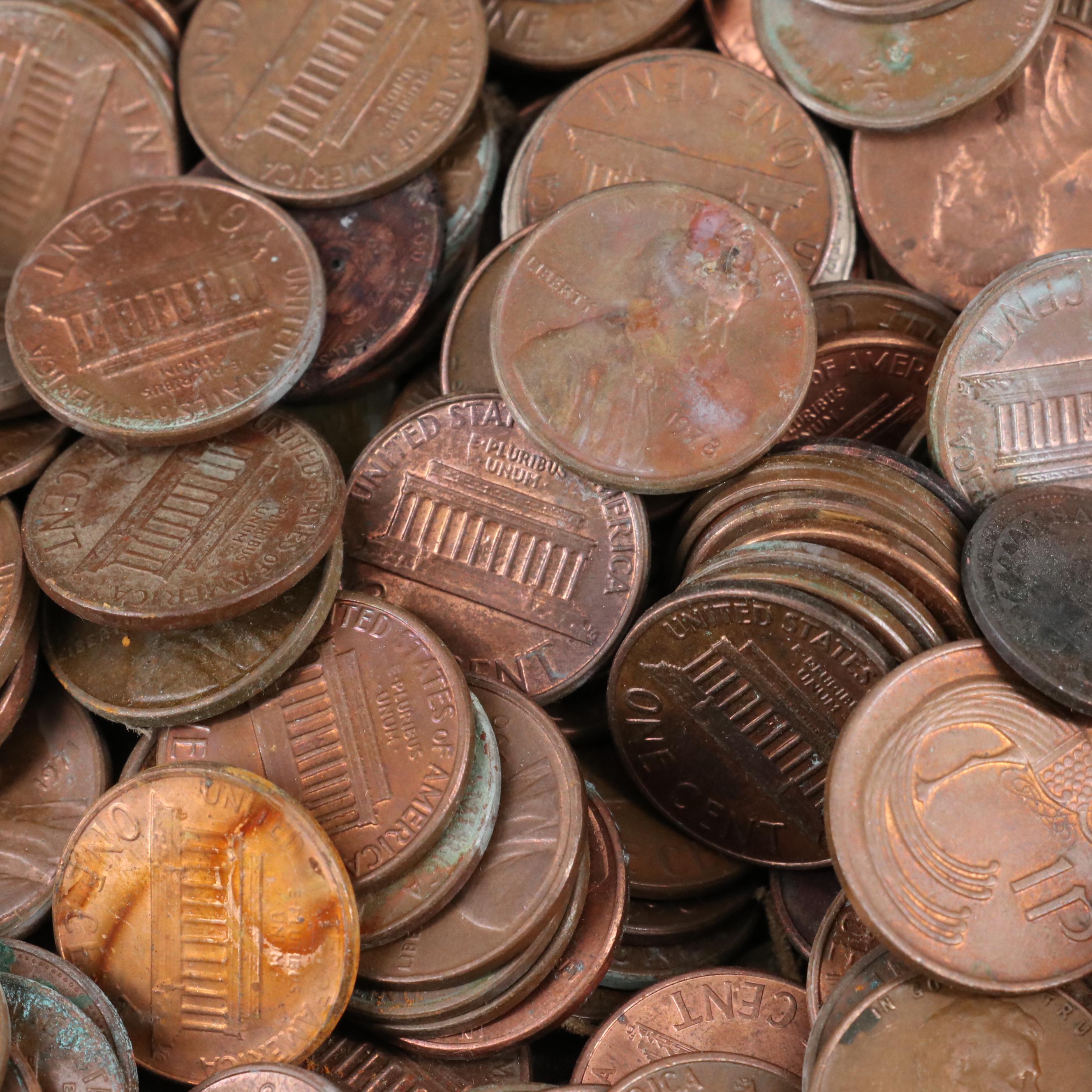 Group of U.S. Cents, Nickels, and Dimes, Including 16 BU Rolls of Lincoln Cents