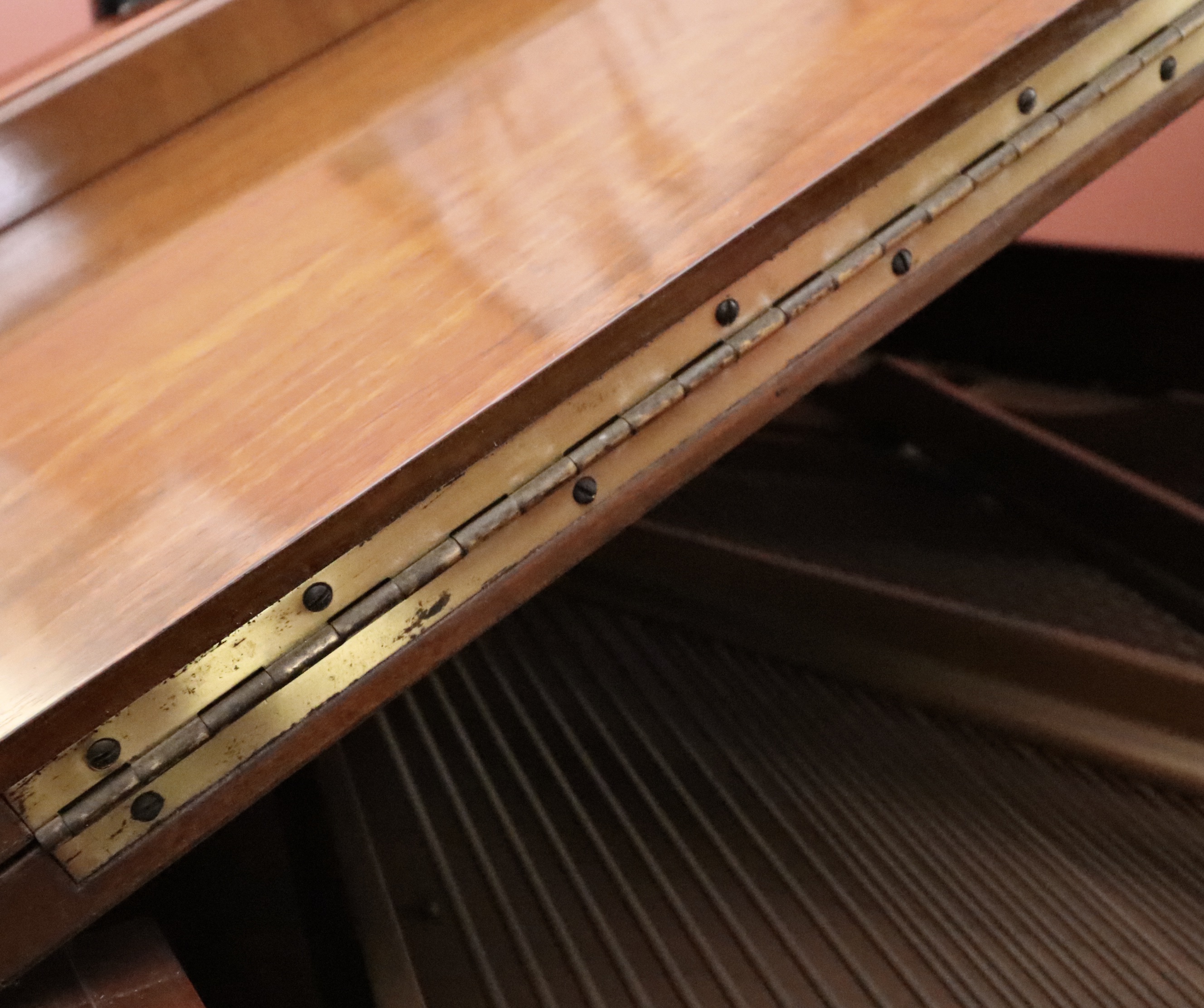 Gulbransen Super Scale Walnut Grand Piano