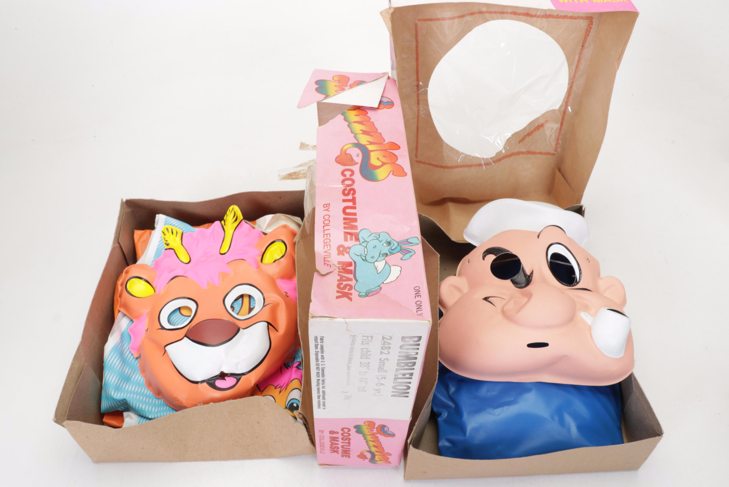 Toy Collection Features Suzy Cute With Carry Case and Child's Costumes