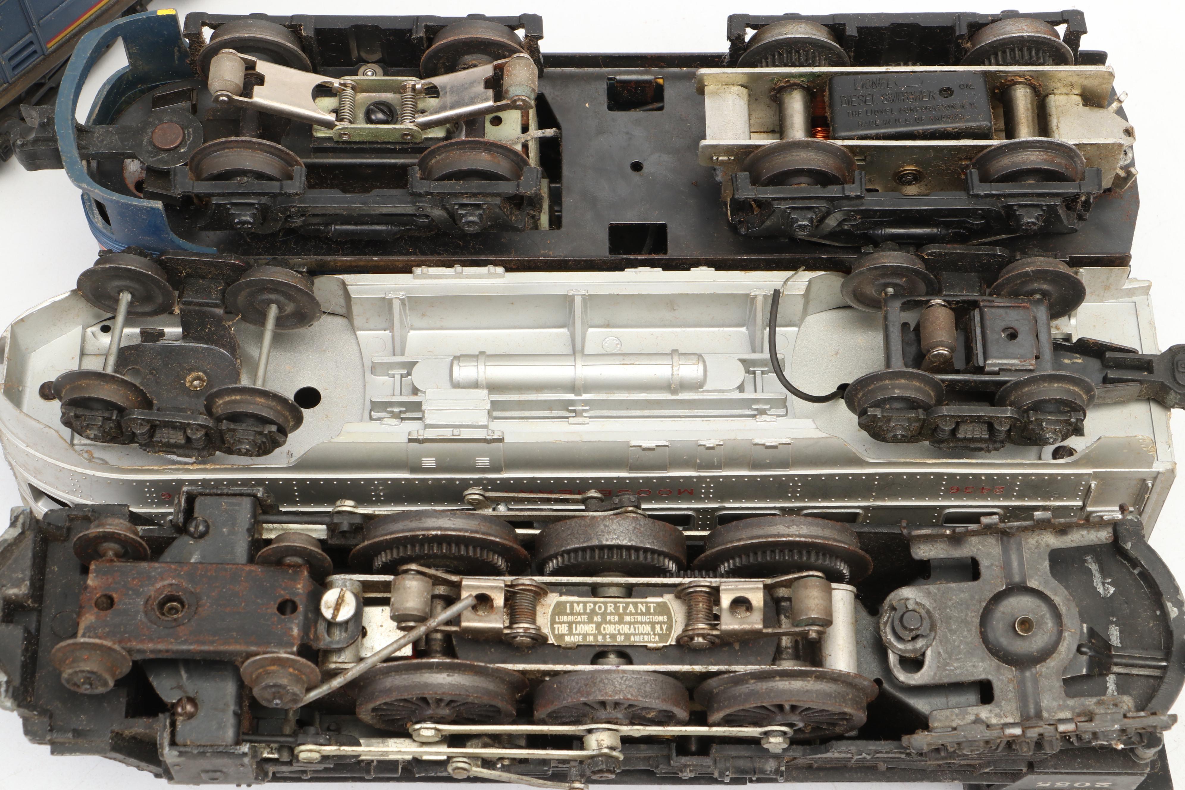 Lionel Model Train with Track and Operating Accessories