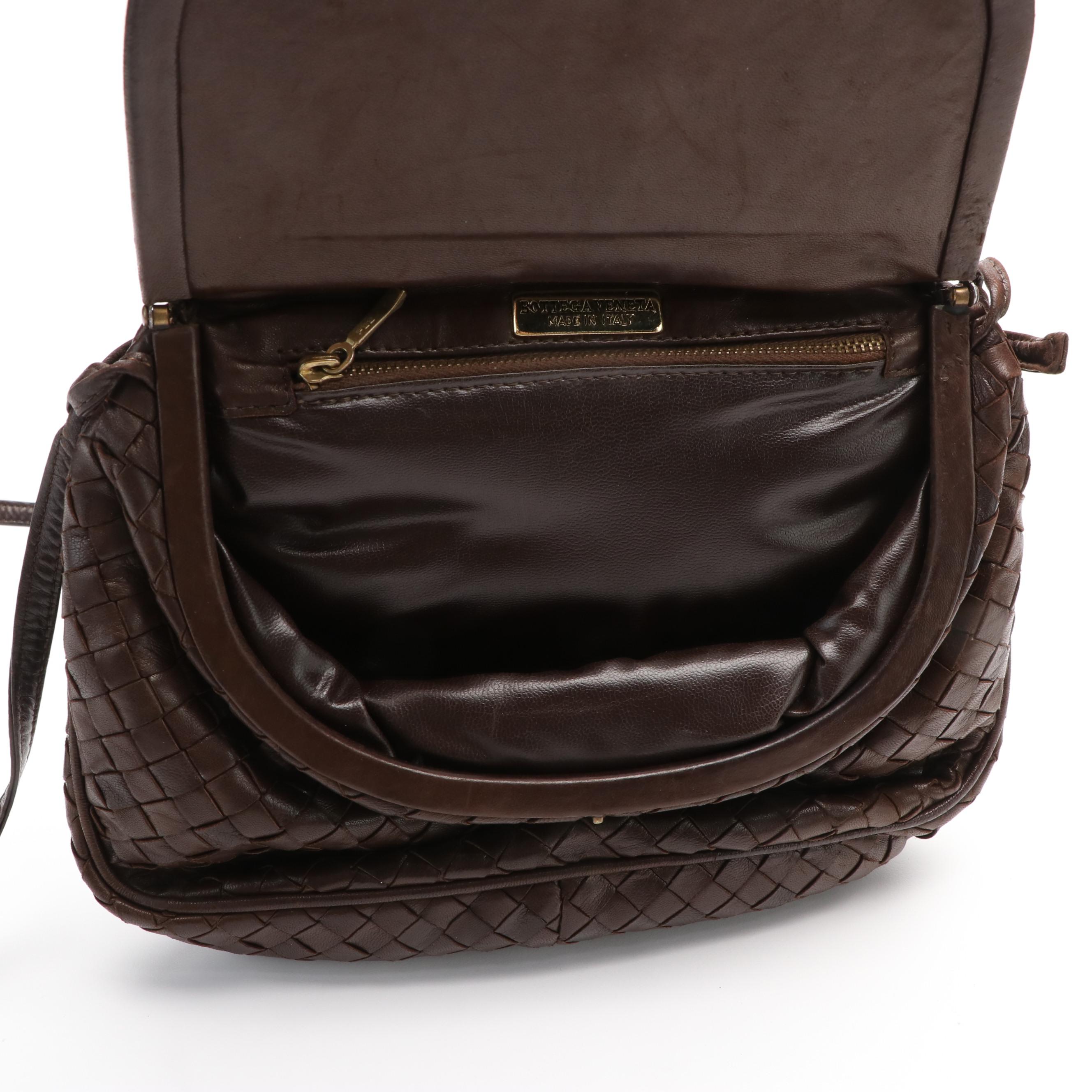 Bottega Veneta Crossbody Bag in Brown Intrecciato Leather