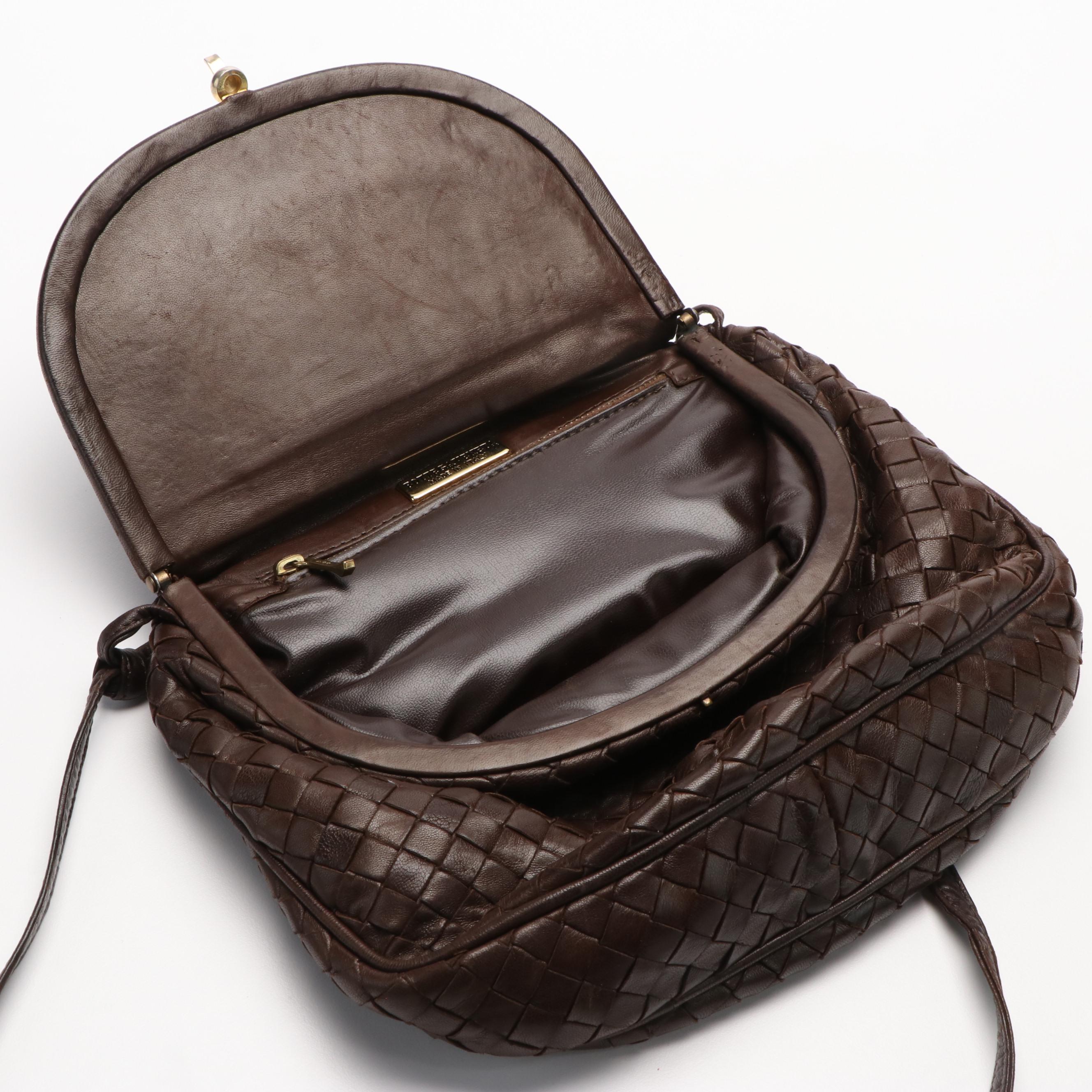 Bottega Veneta Crossbody Bag in Brown Intrecciato Leather
