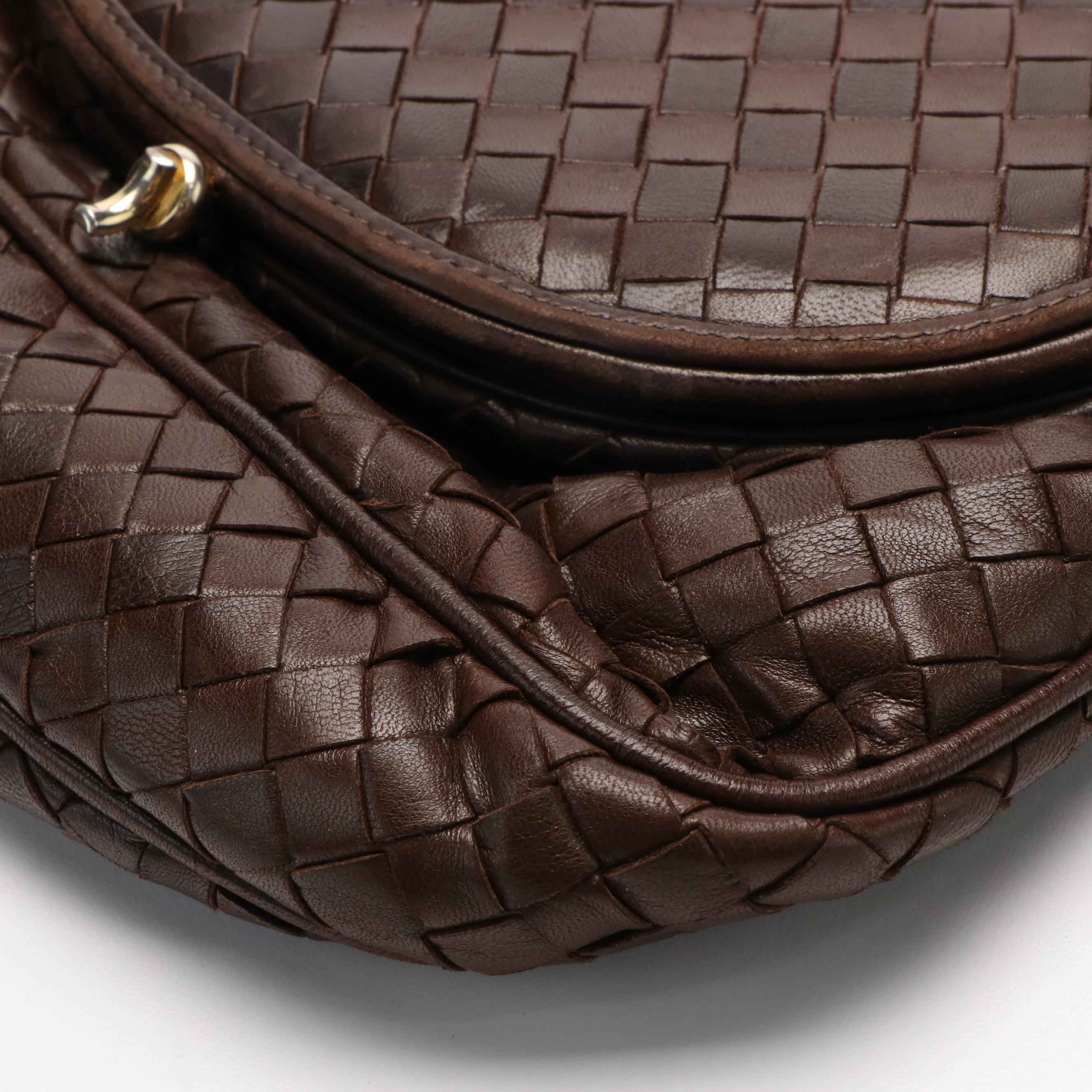 Bottega Veneta Crossbody Bag in Brown Intrecciato Leather