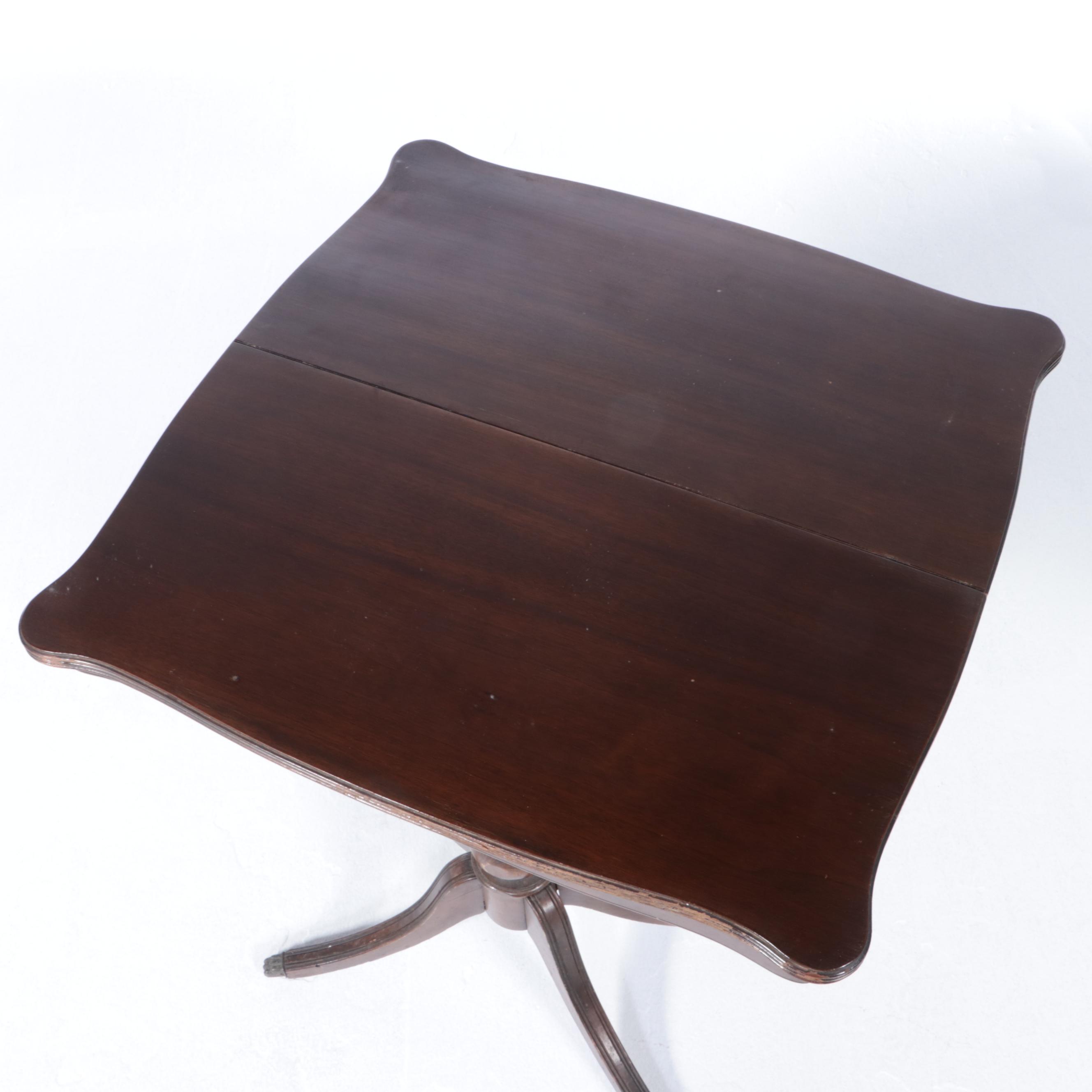 Duncan Phyfe Style Mahogany Flip Top Game Table, Early to Mid-20th Century