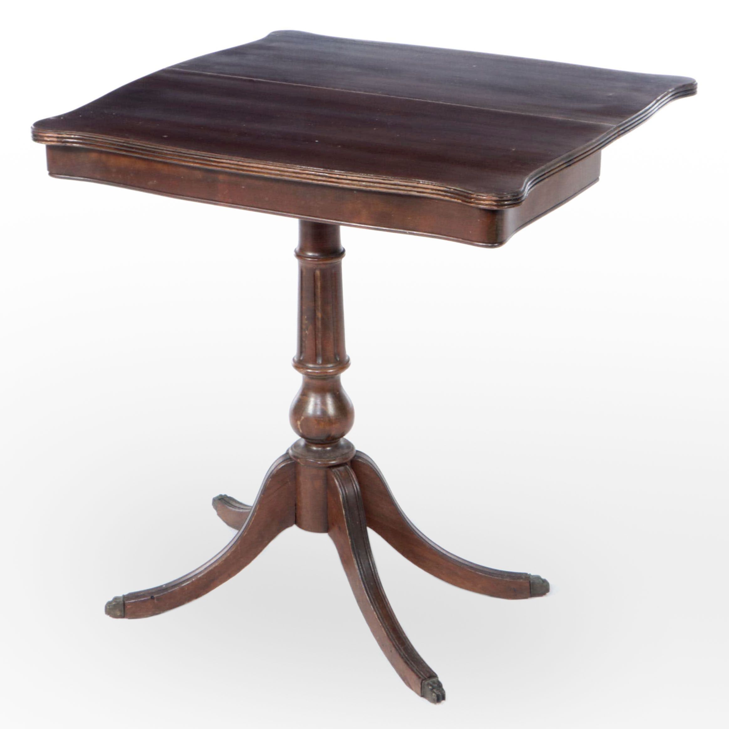 Duncan Phyfe Style Mahogany Flip Top Game Table, Early to Mid-20th Century