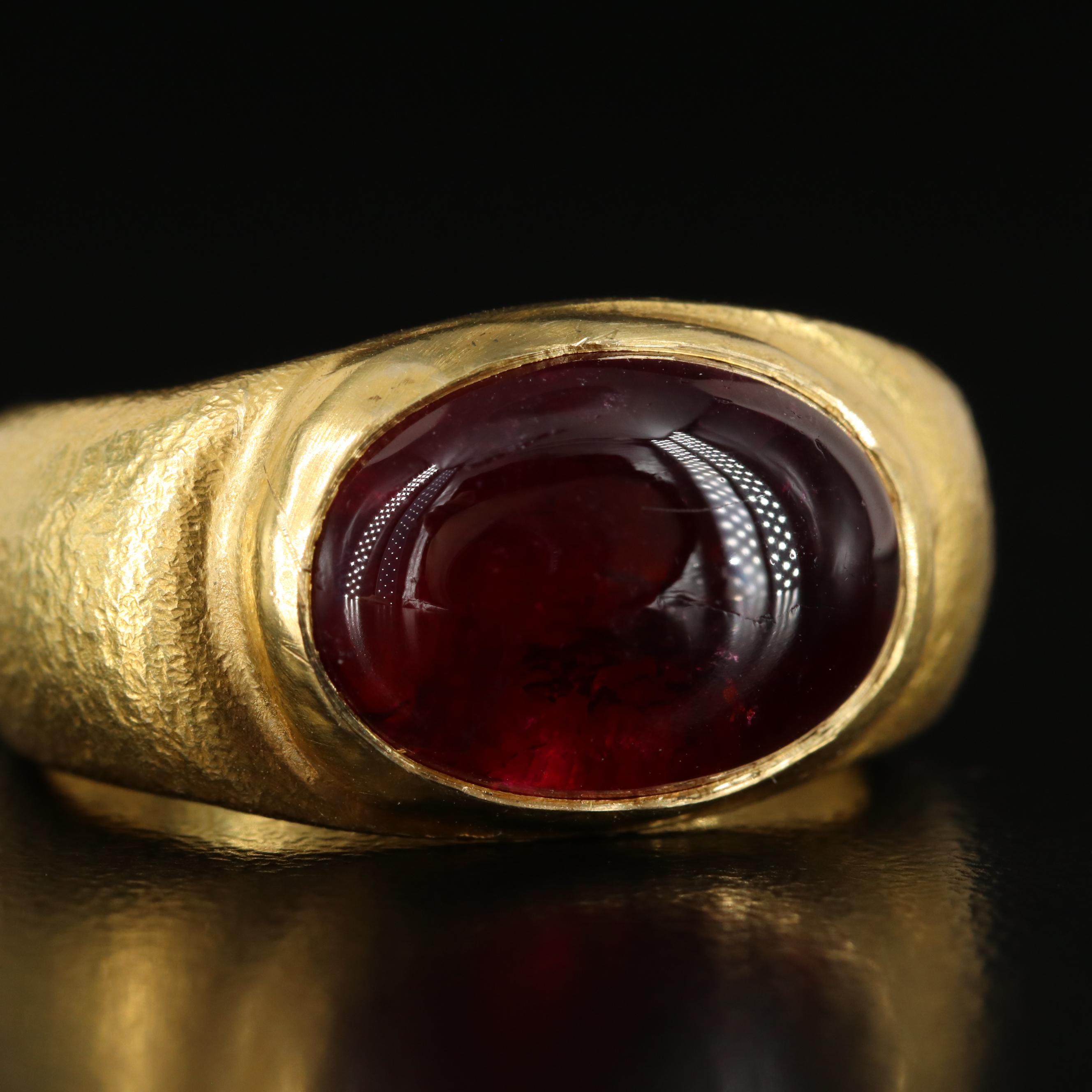 18K Garnet Ring