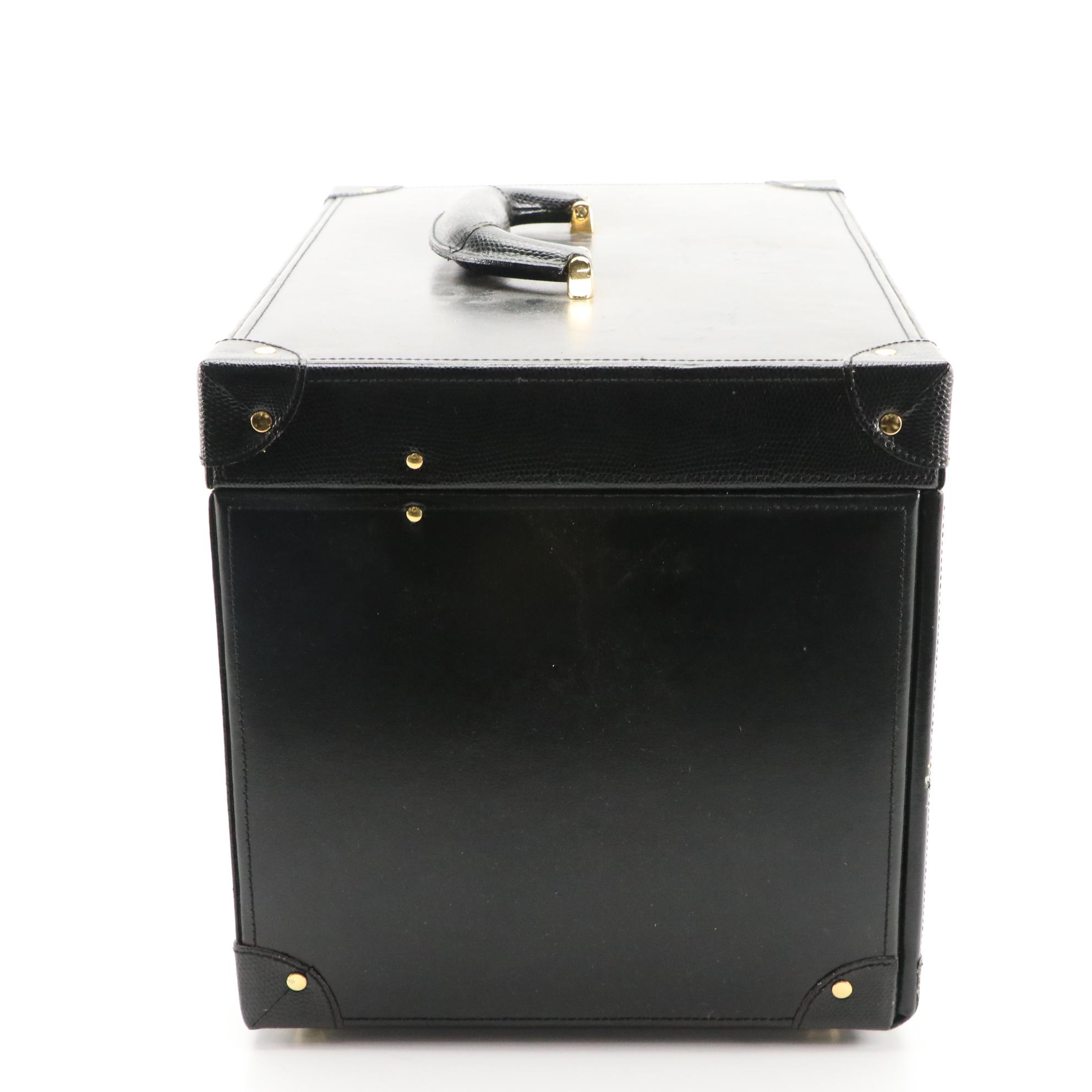 Wolf Locking Leather Vanity Case with Top Handle