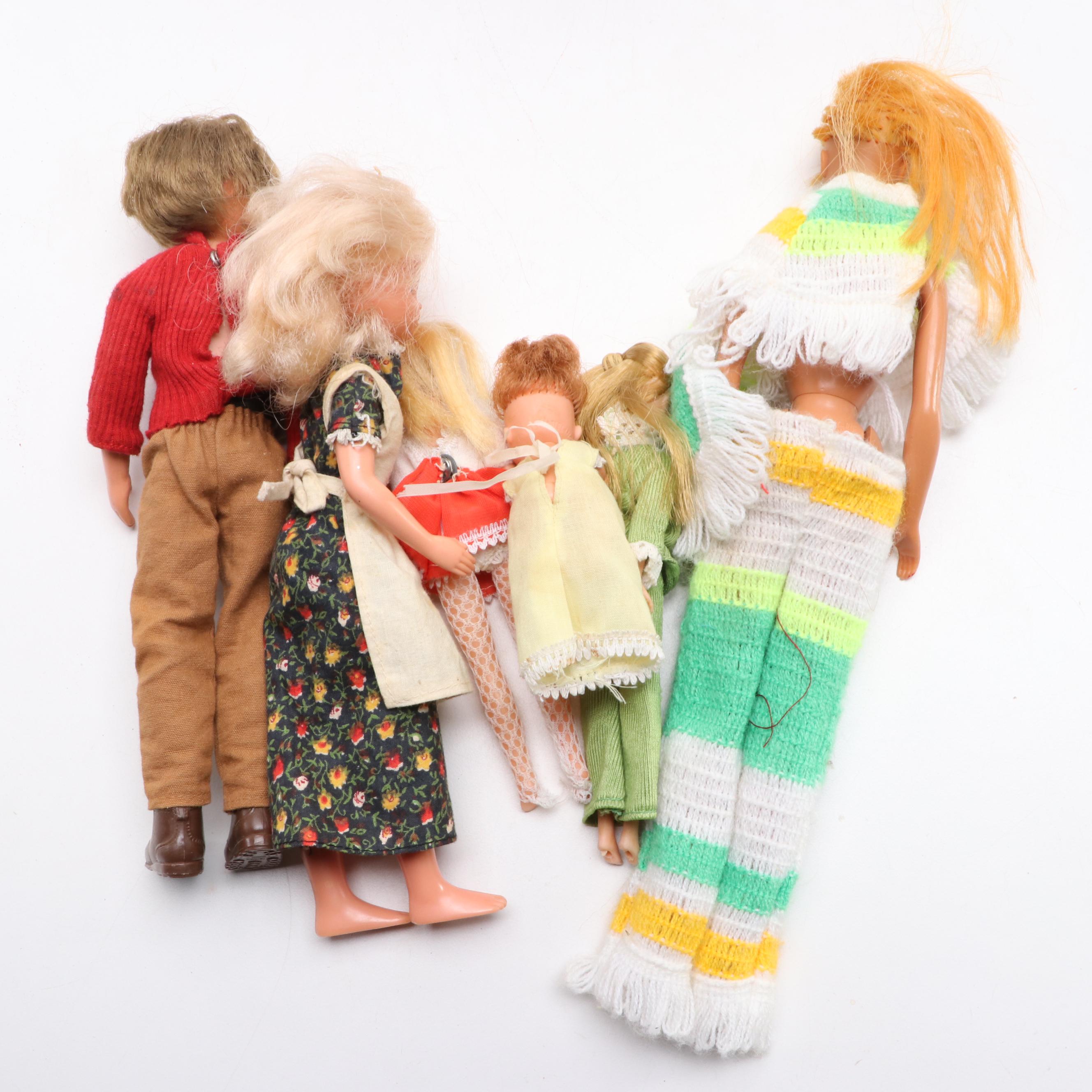 Mattel Sunshine Family with Other Dolls and Furniture
