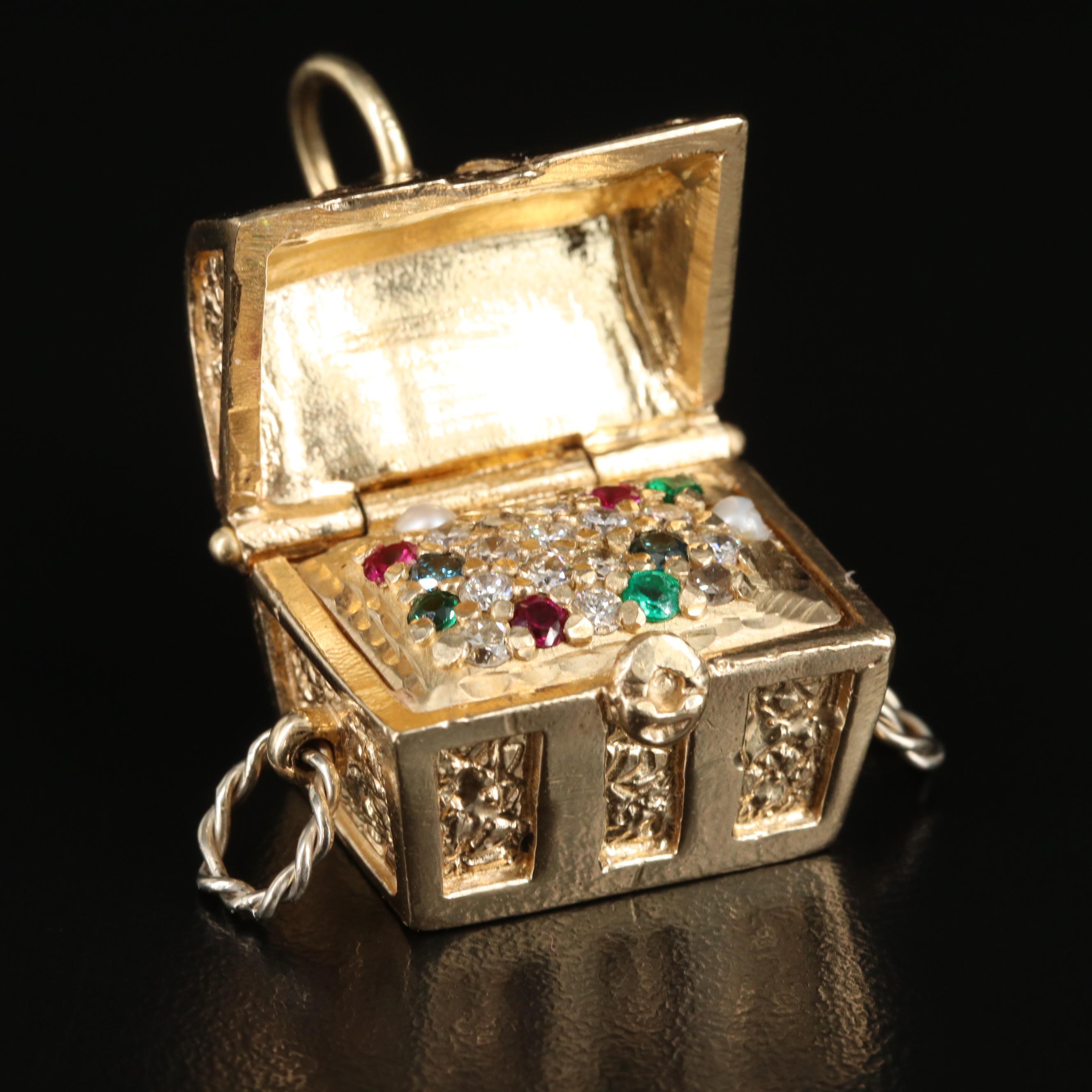14K Articulated Treasure Chest Pendant with Fancy Diamond (Origin Undetermined)