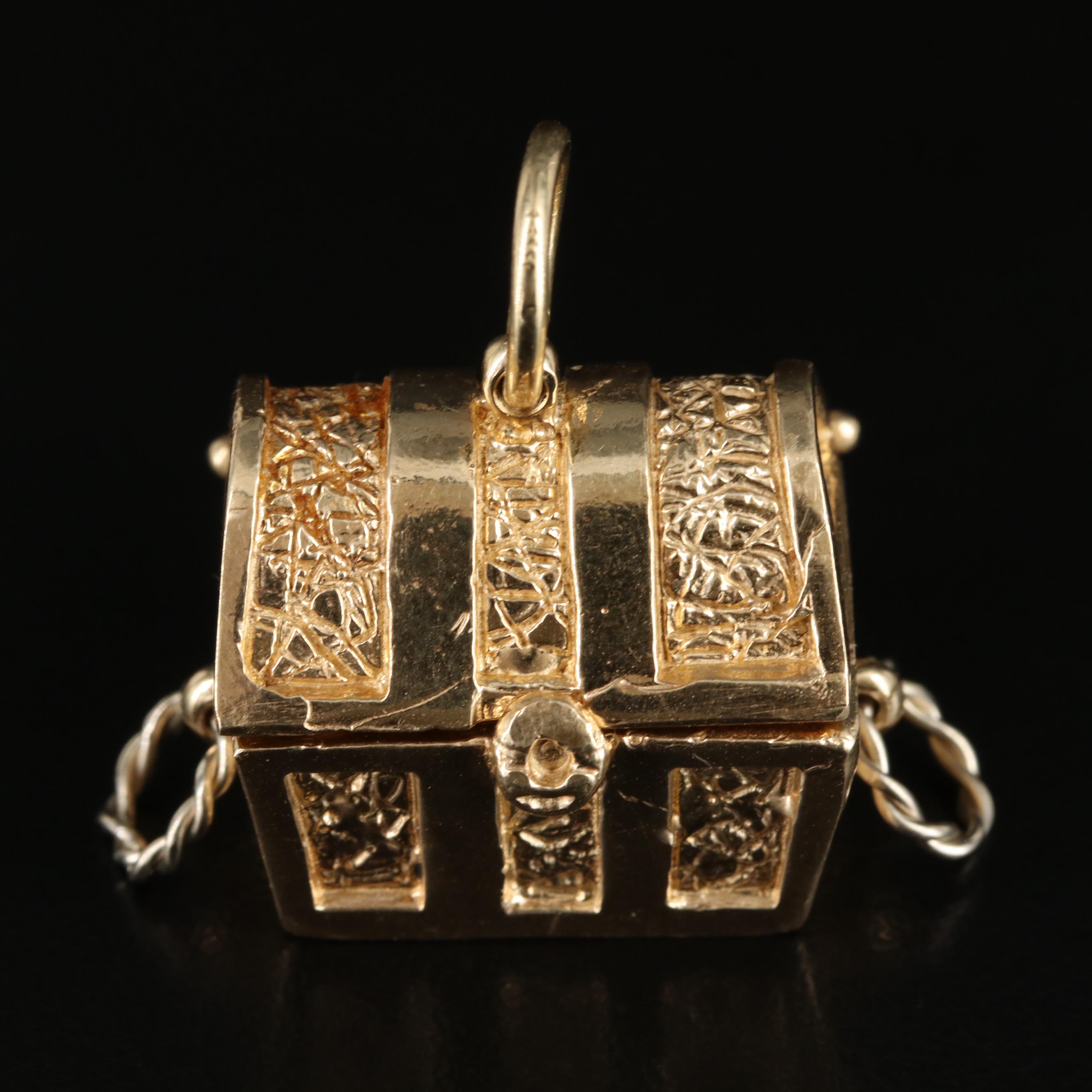 14K Articulated Treasure Chest Pendant with Fancy Diamond (Origin Undetermined)