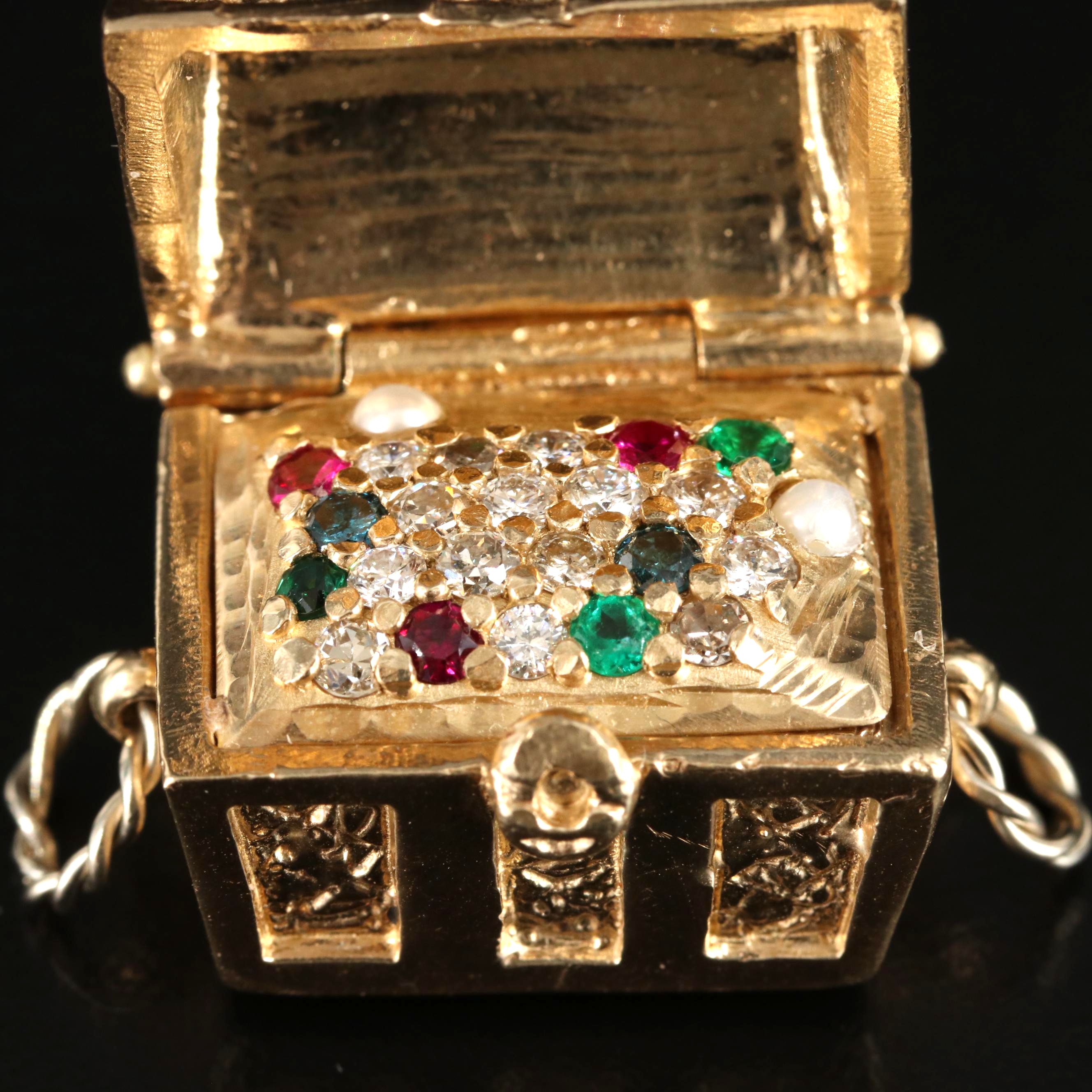 14K Articulated Treasure Chest Pendant with Fancy Diamond (Origin Undetermined)