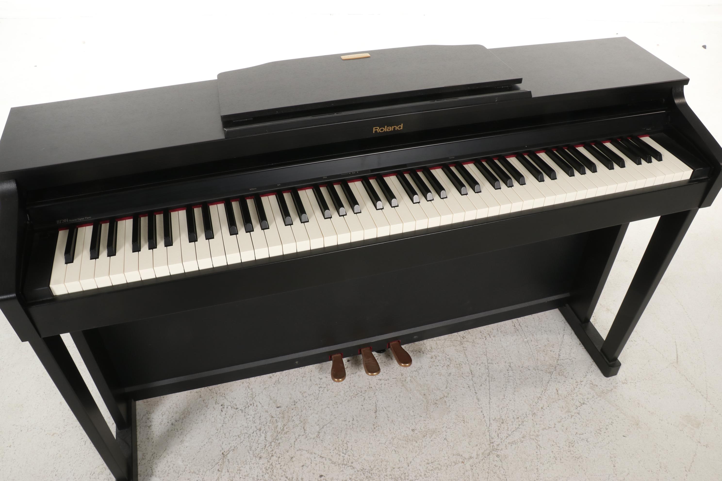 Roland HP504 Digital Piano and Storage Bench
