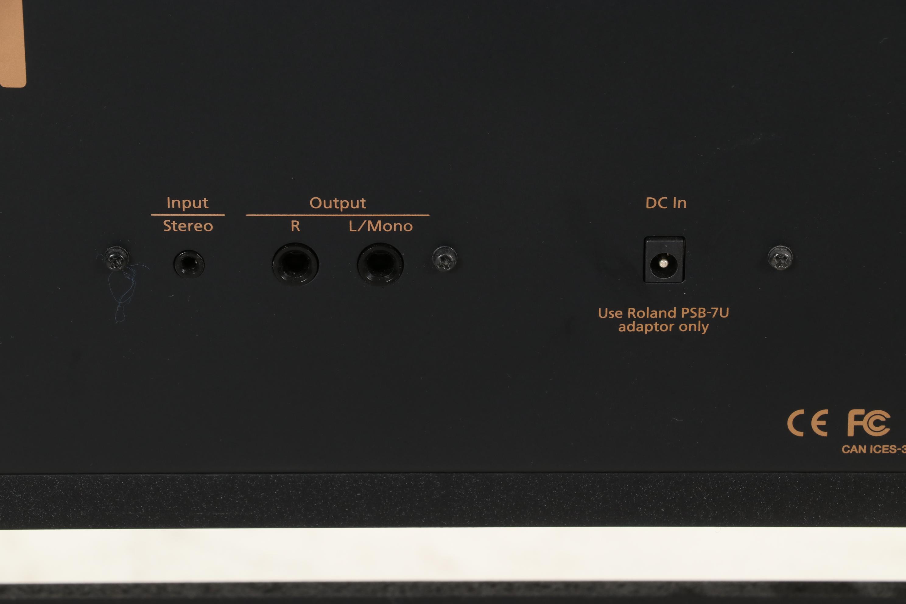 Roland HP504 Digital Piano and Storage Bench