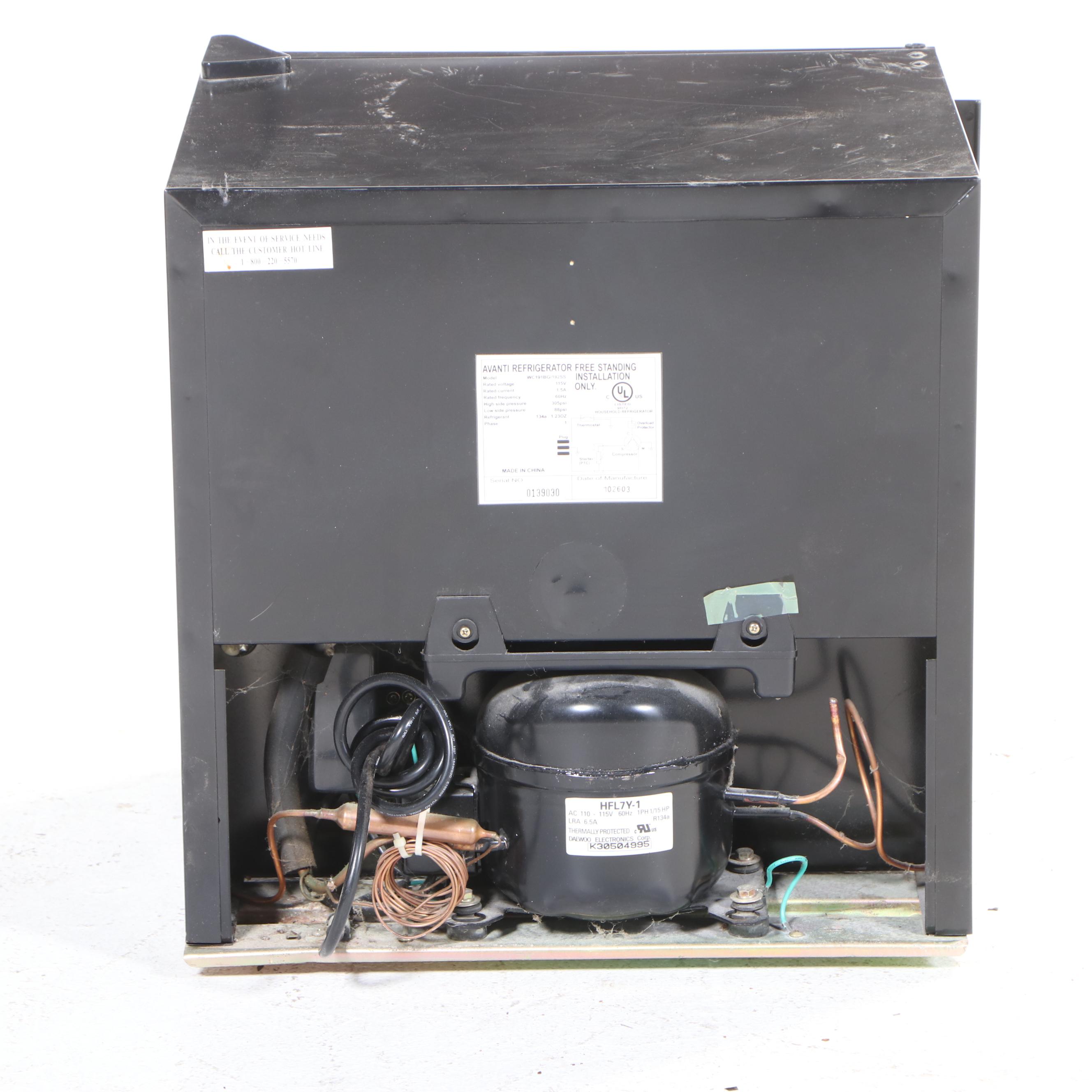 Avanti Mini Refrigerator