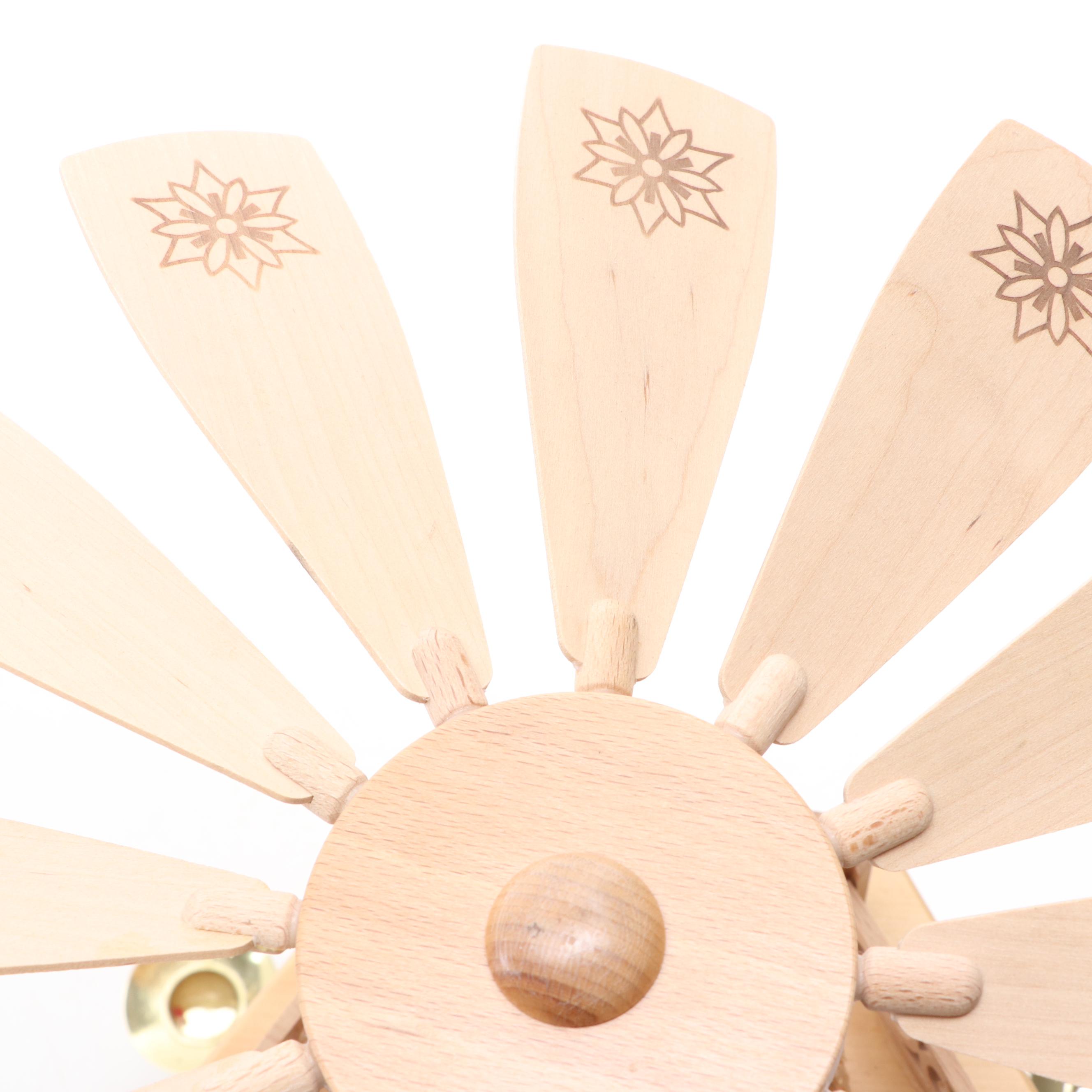 Erzgebirgische Volkskunst Seiffen Wooden Christmas Pyramid