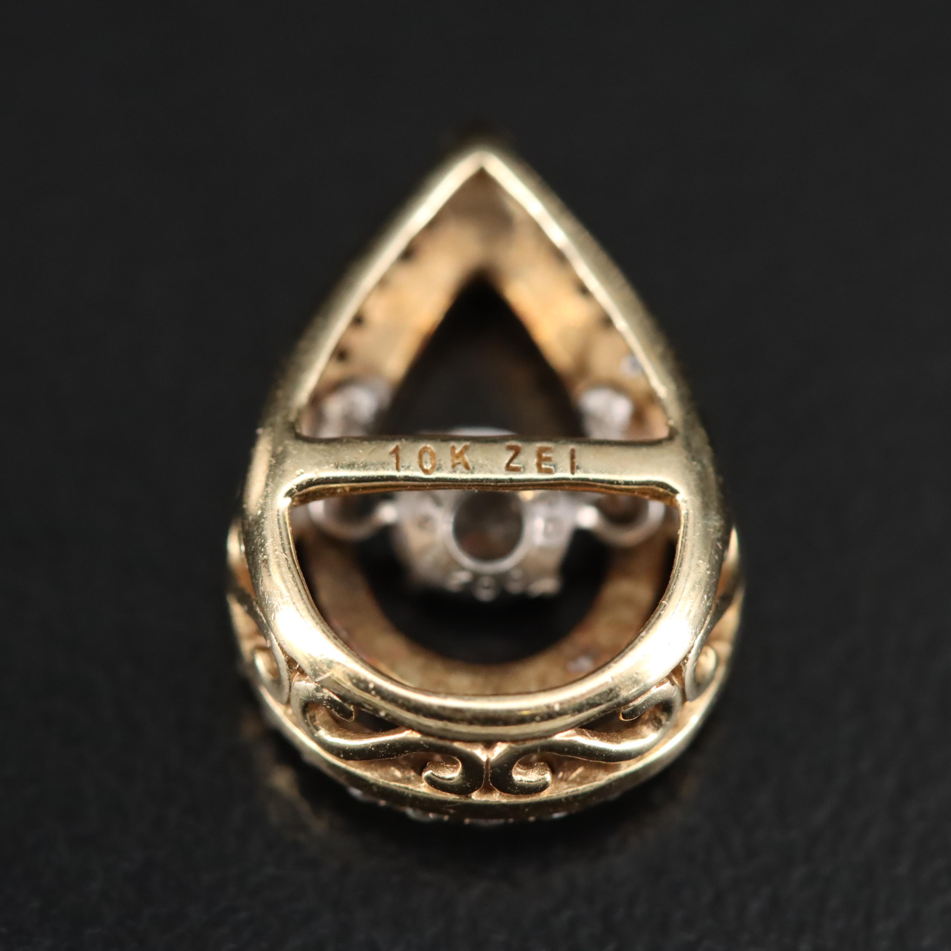 10K 0.25 CTW Diamond Pendant