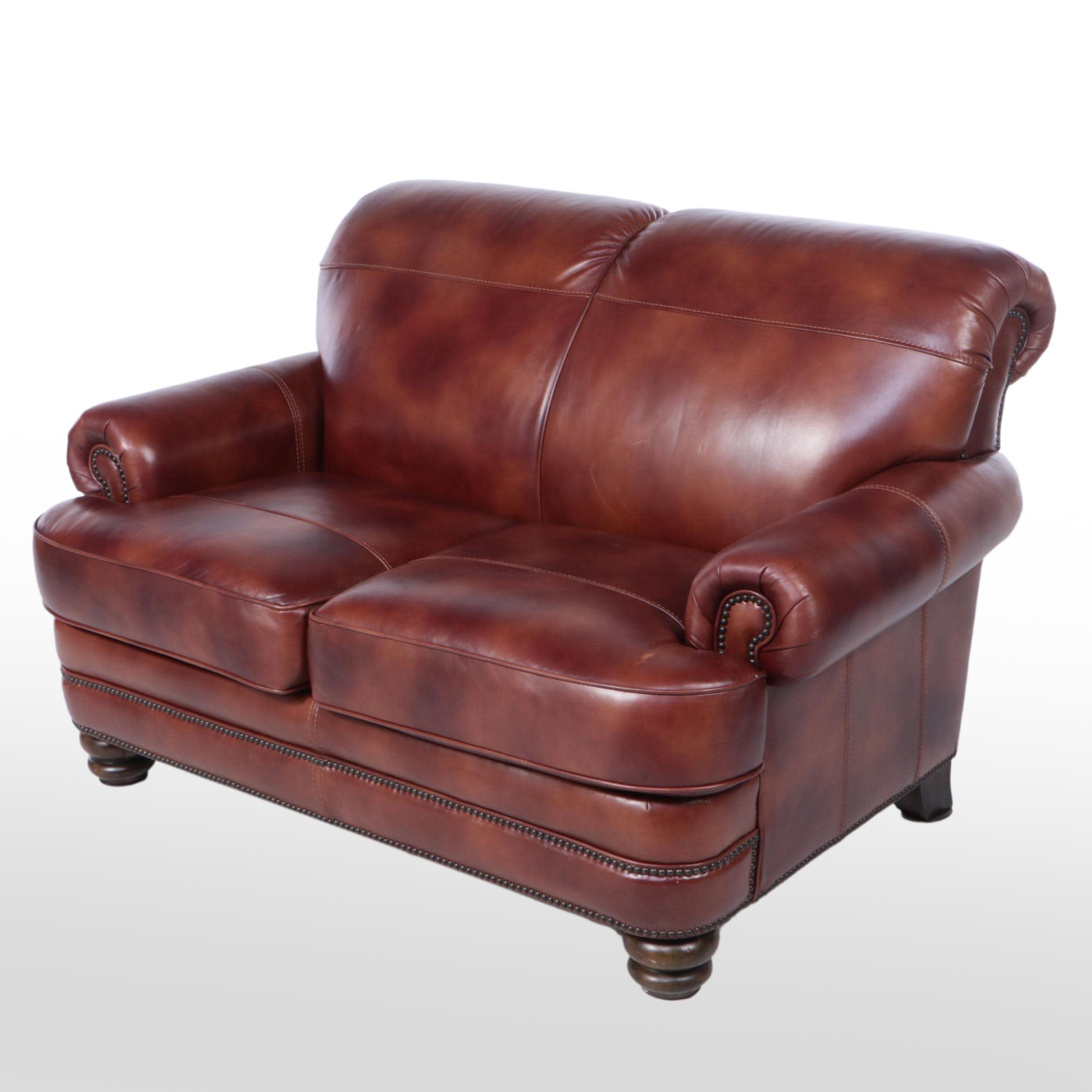 Flexsteel Leather-Upholstered and Brass-Tacked Loveseat
