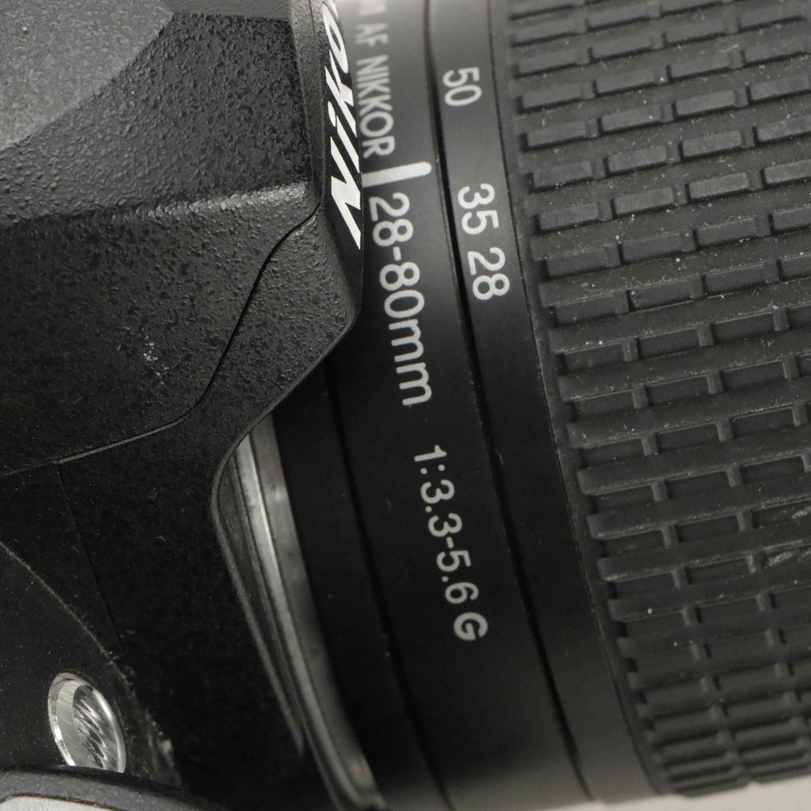 Nikon D70 DSLR Cameras with Nikon DX VR AF-S Nikkor 18-55mm Lens