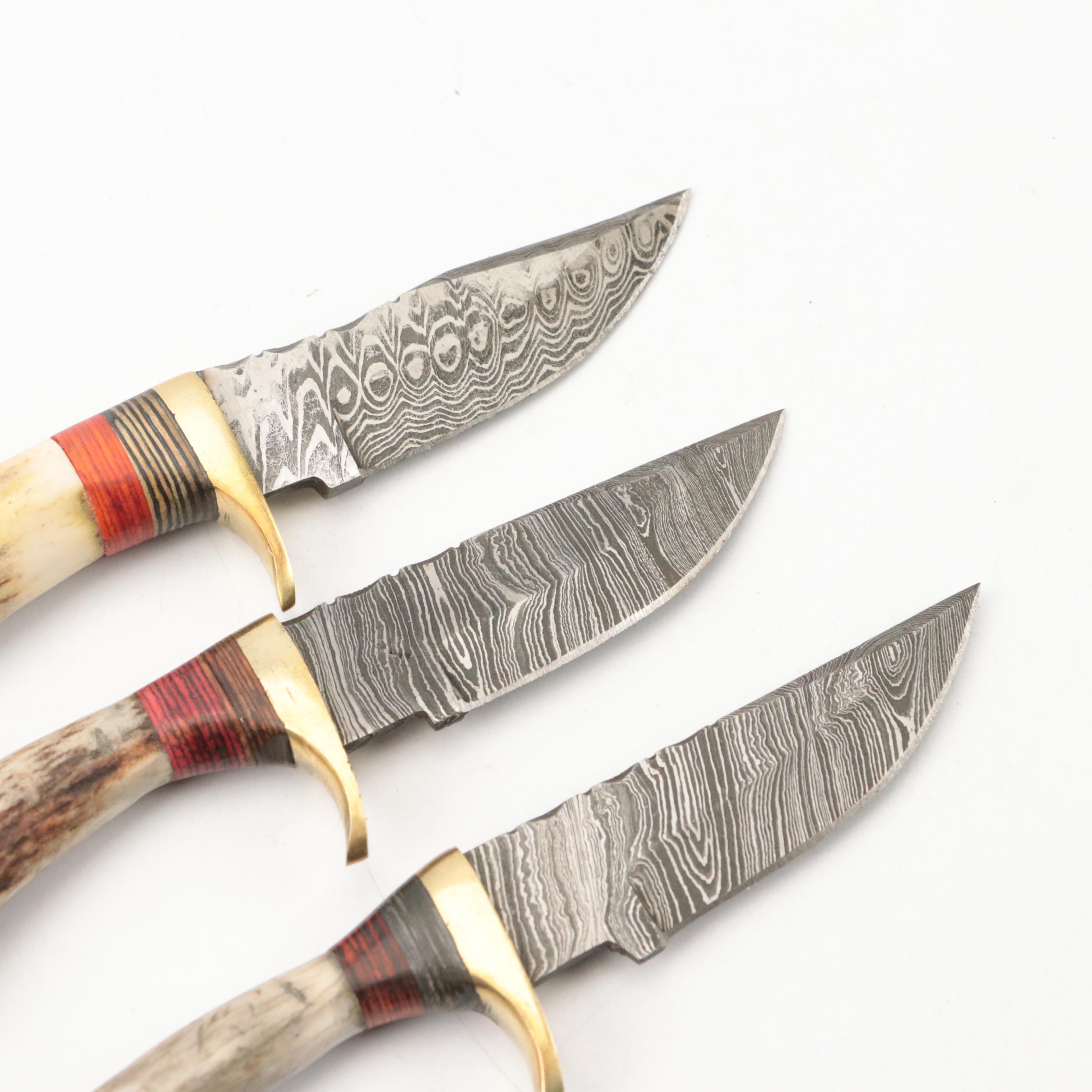 Hand-Crafted Damascus Steel Fixed Blade Knives with Leather Scabbards