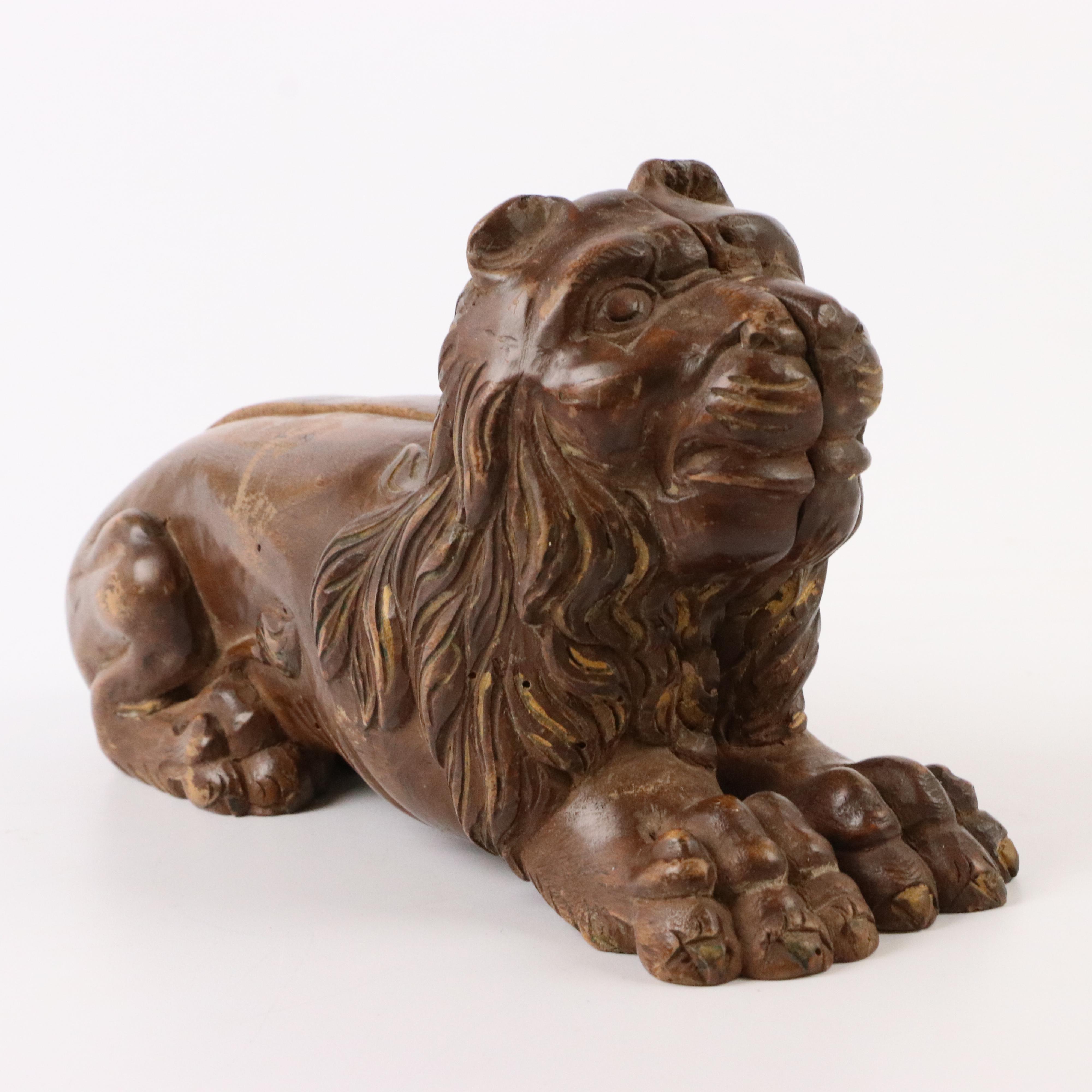 Carved Wood Lion Figural Wall Décor, Mid-20th Century