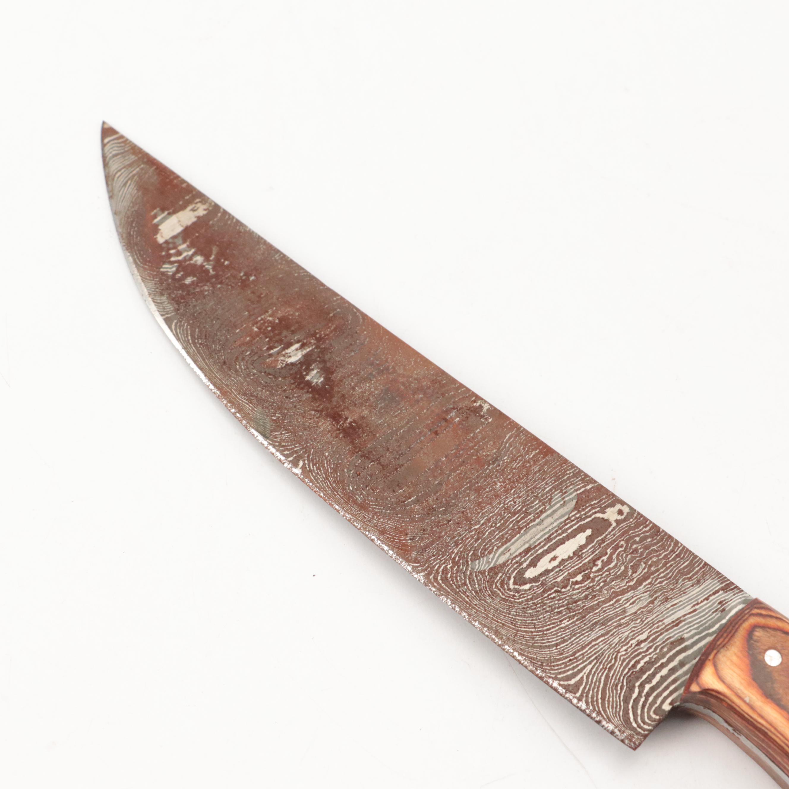 Hand-Crafted Damascus Steel Fixed Blade Knives with Leather Scabbards