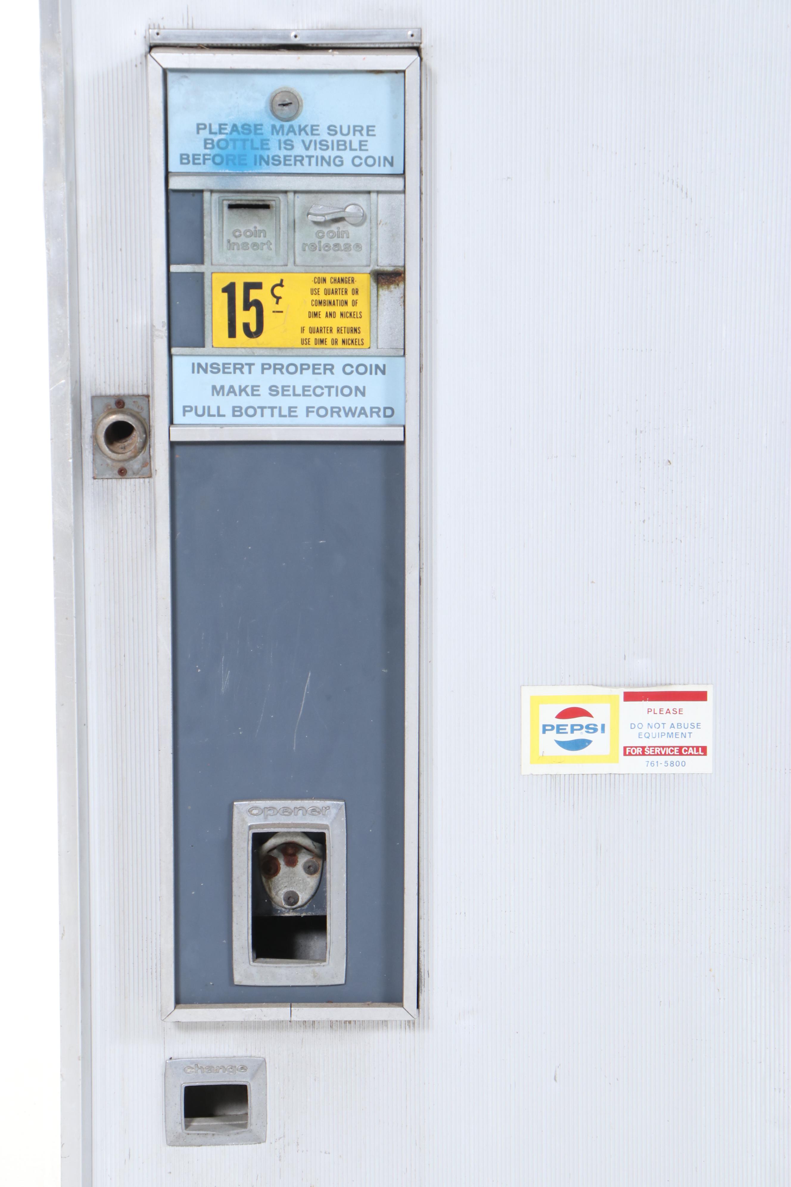 LaCrosse Pepsi Vending Machine, Mid20th Century EBTH