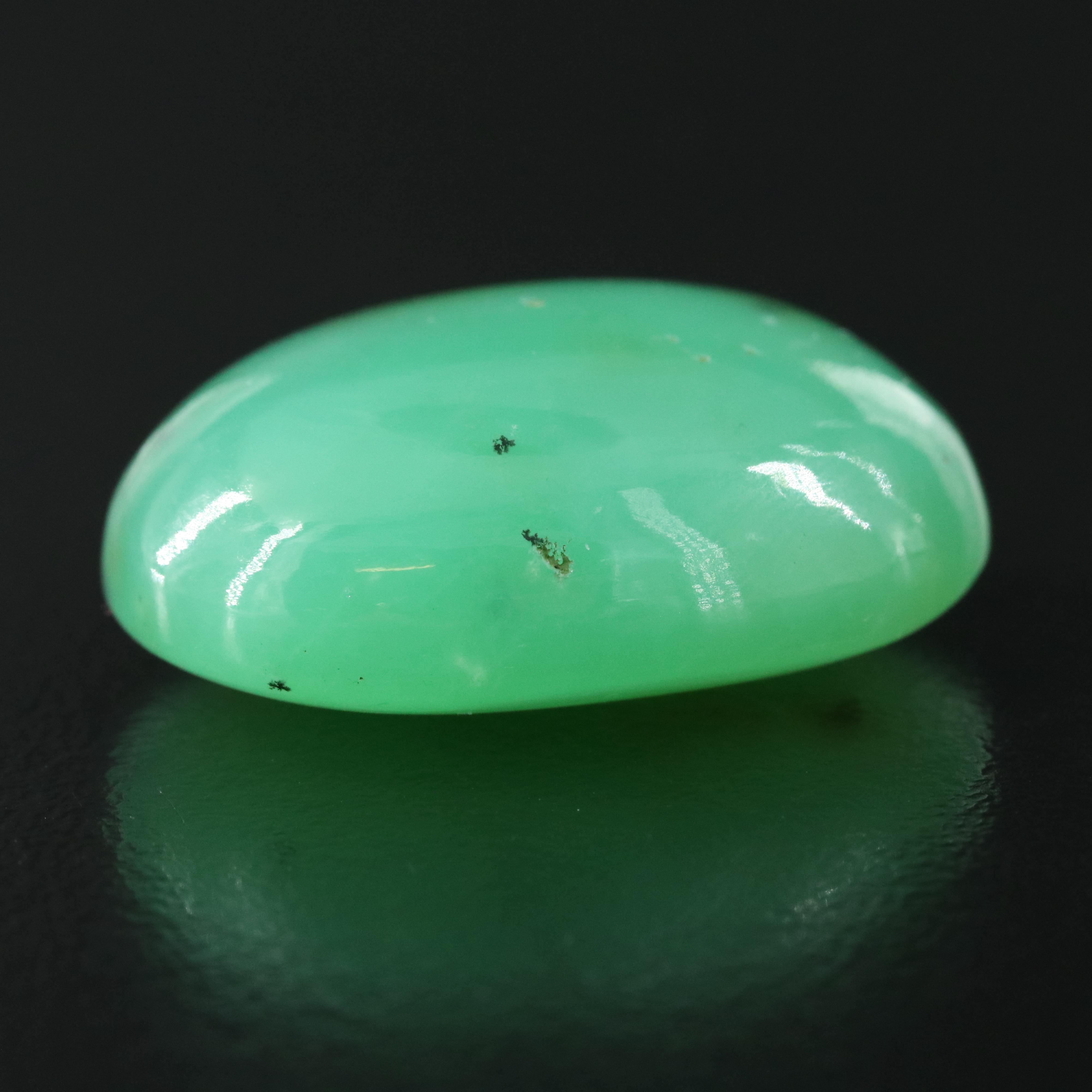 Loose Chrysoprase Oval Cabochon