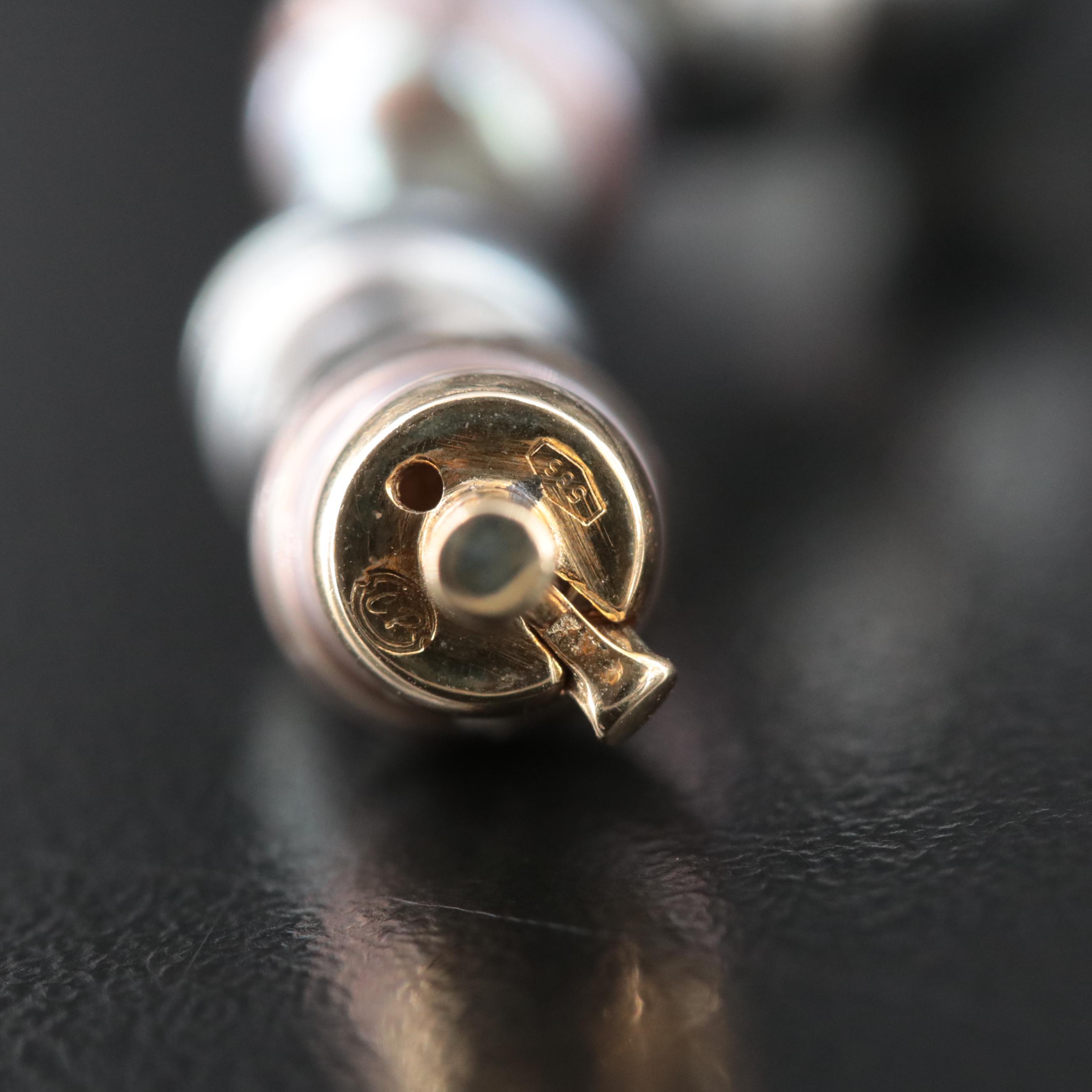 Tahitian Cultured Pearl Necklace with 14K Clasp