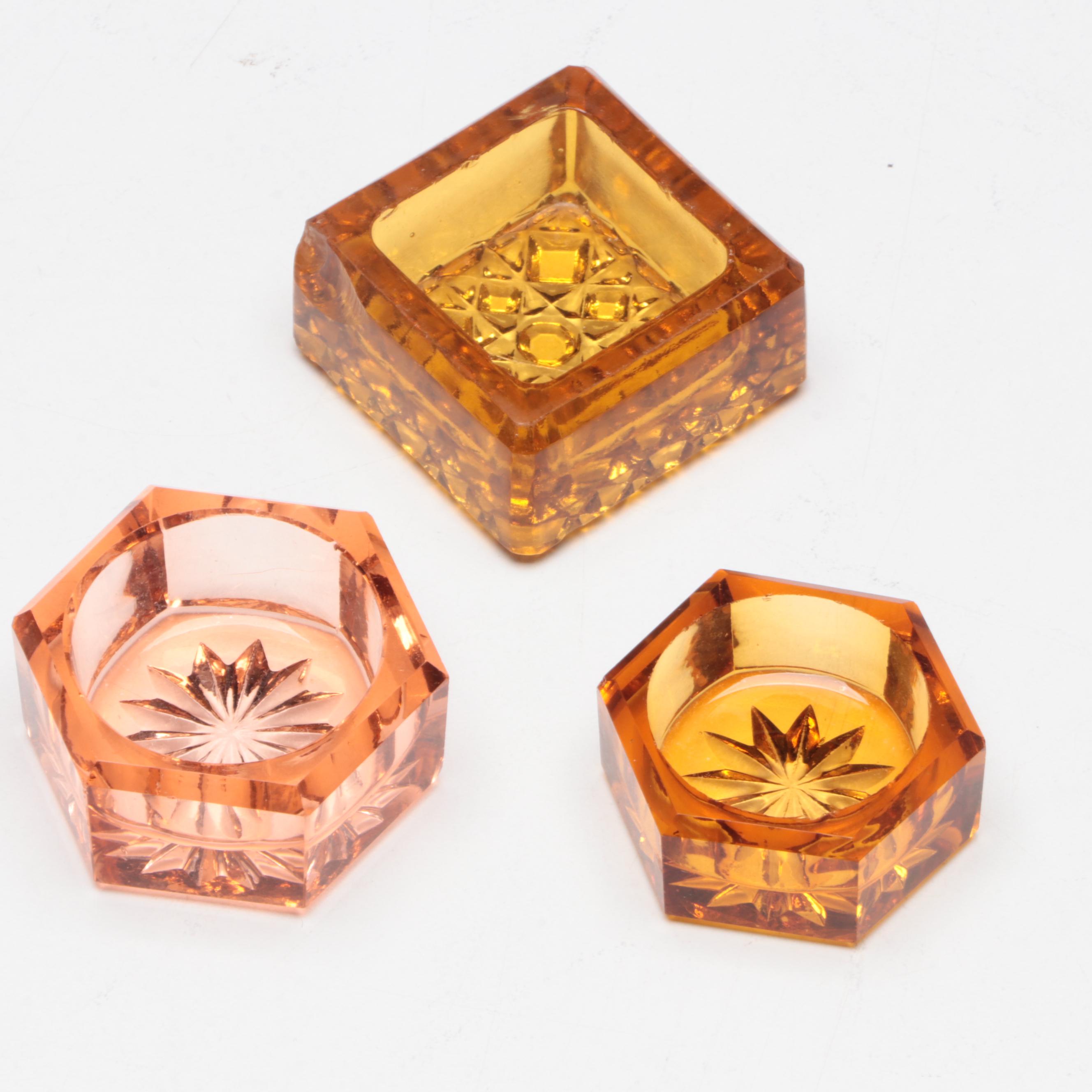 Uranium Crackle Glass Souvenir Coaster with Salt Cellars and Spoons