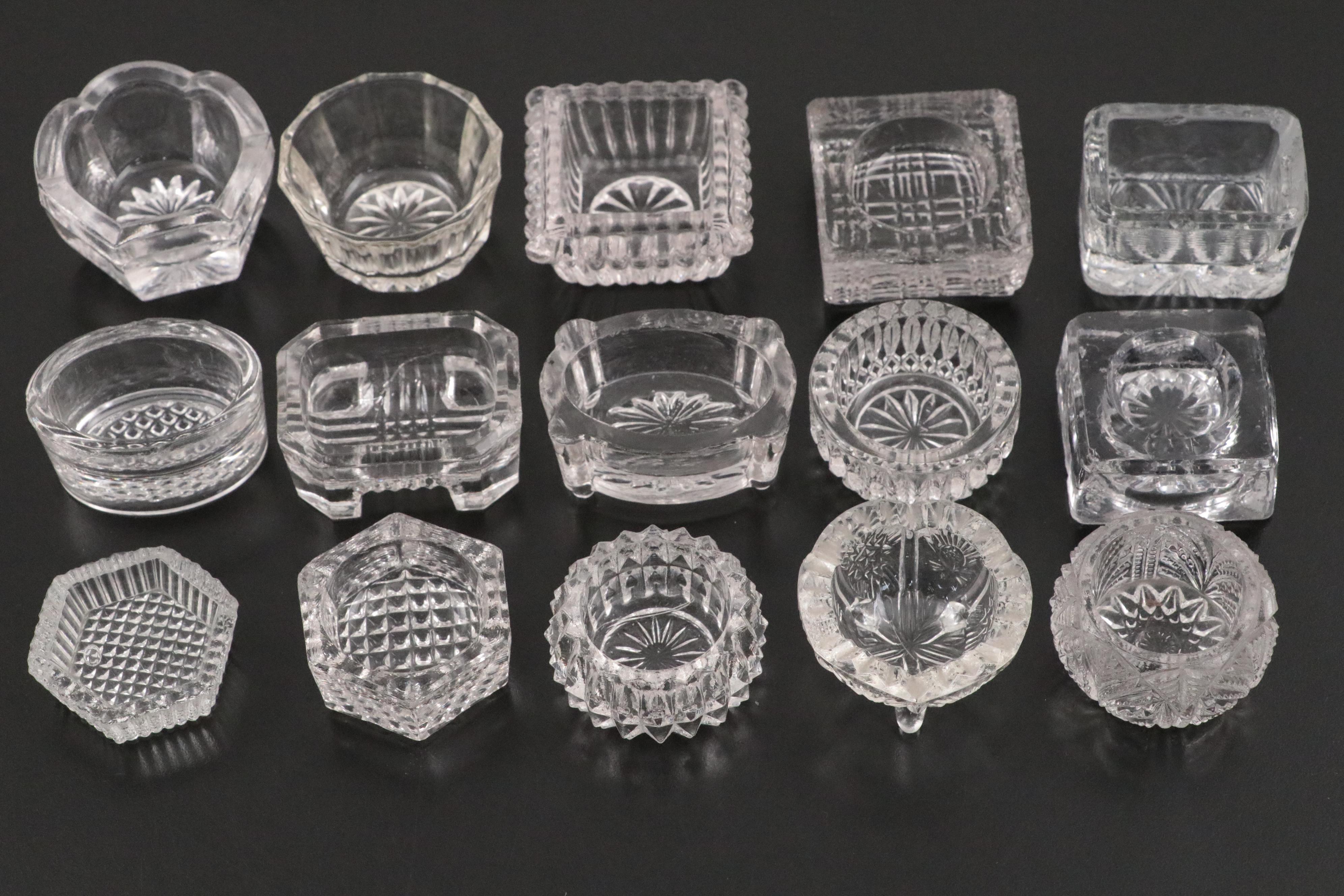 Uranium Crackle Glass Souvenir Coaster with Salt Cellars and Spoons