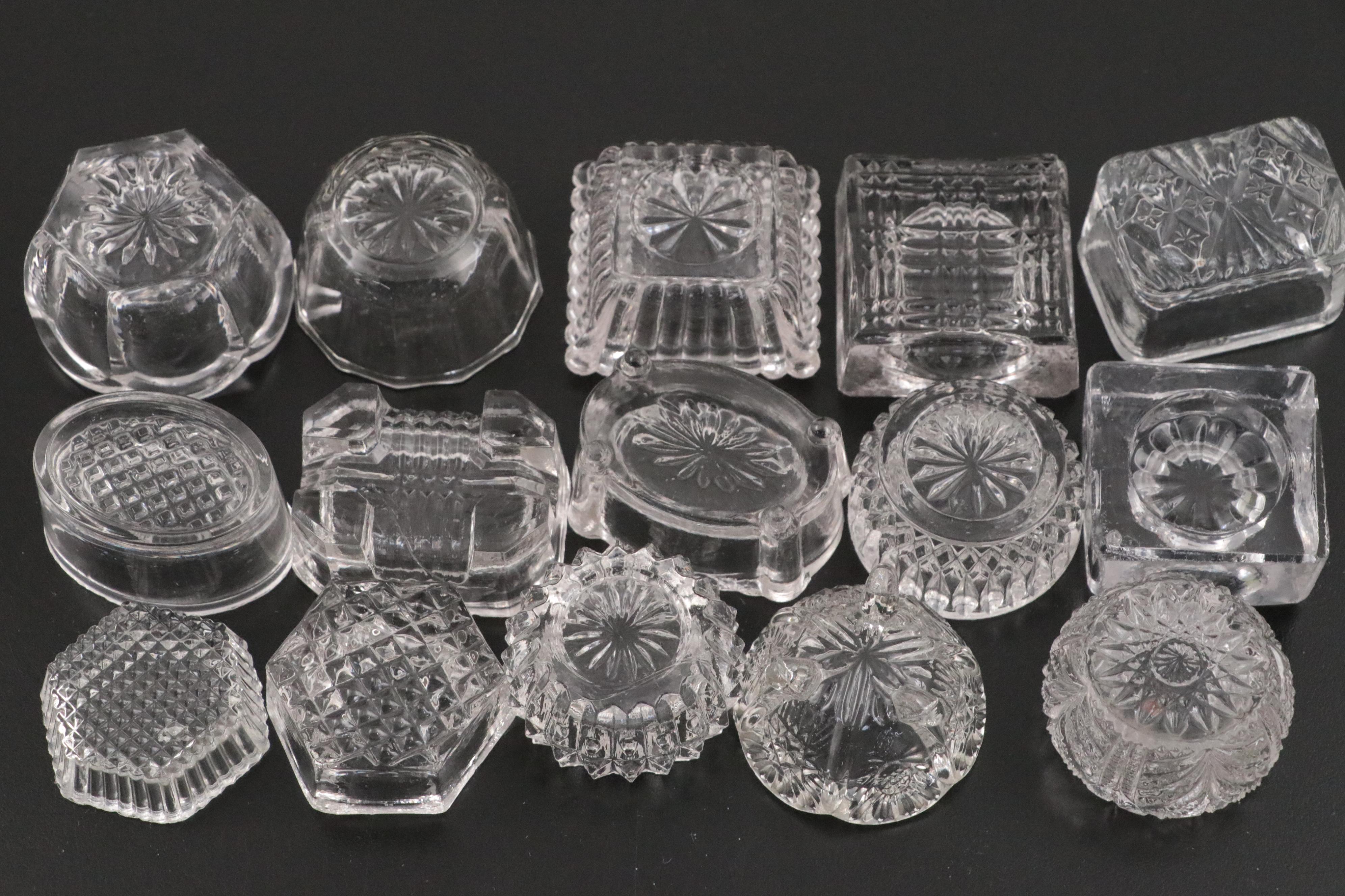 Uranium Crackle Glass Souvenir Coaster with Salt Cellars and Spoons